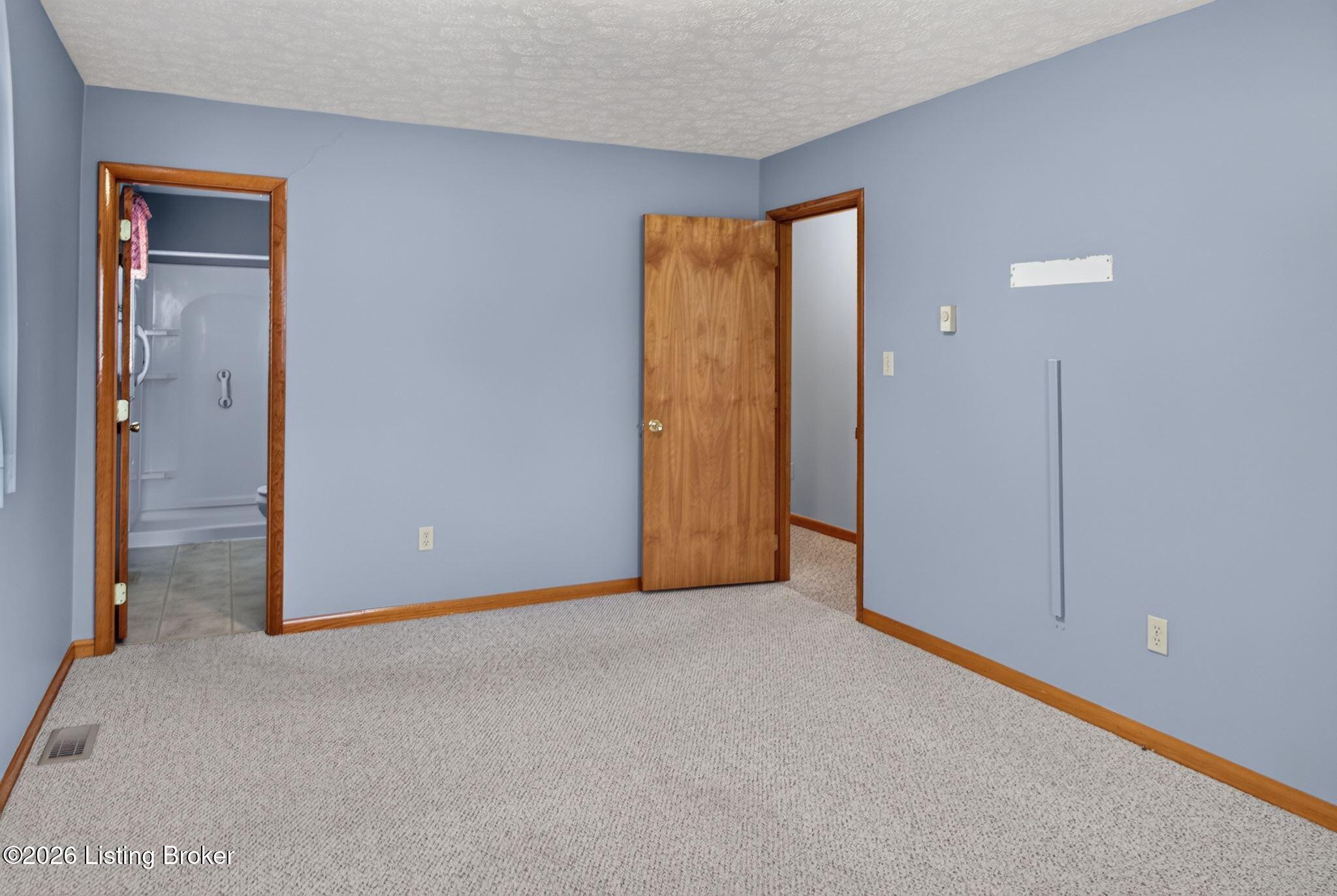236 Agin Way Property Photo 21