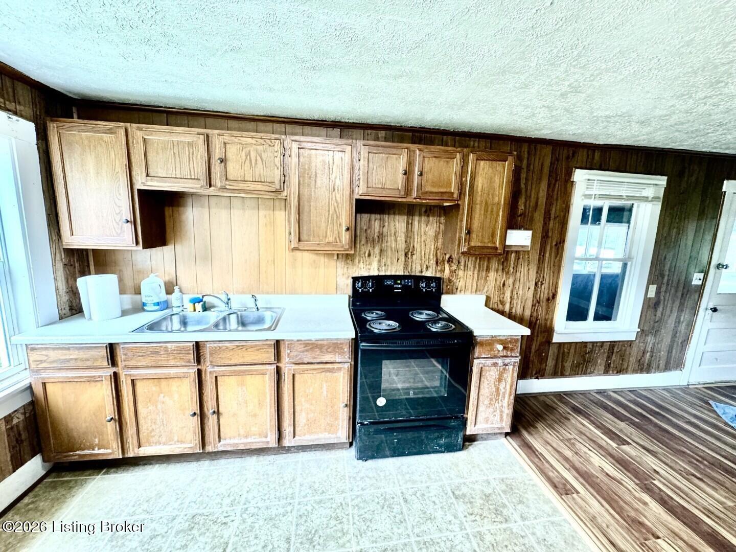 4223 Chaplin Rd Property Photo 8