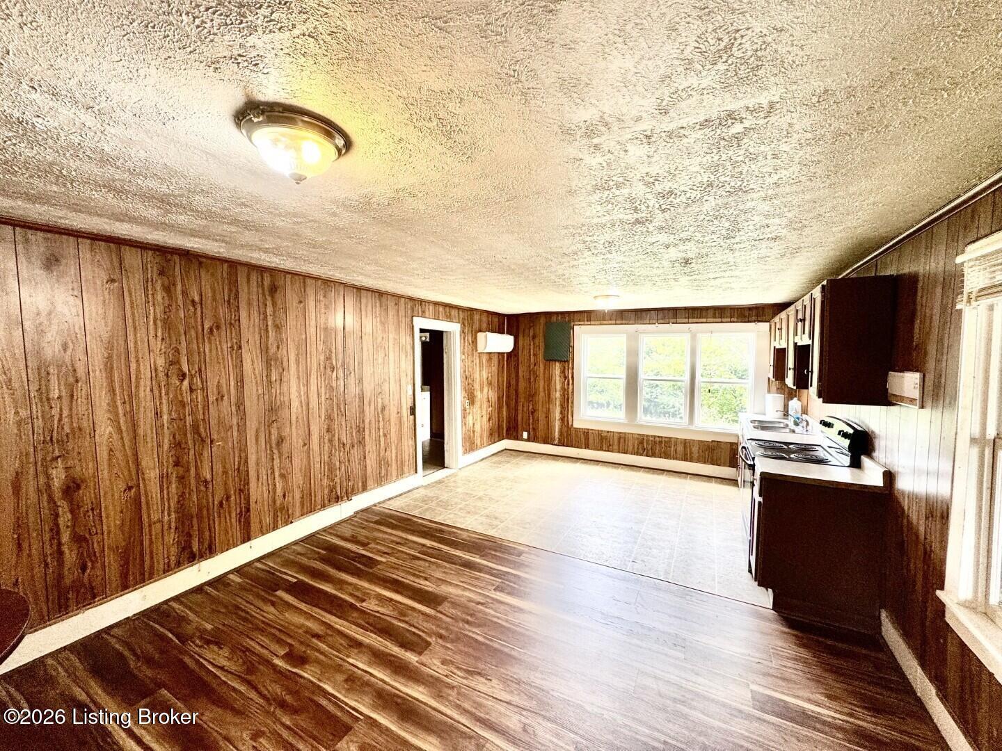 4223 Chaplin Rd Property Photo 9