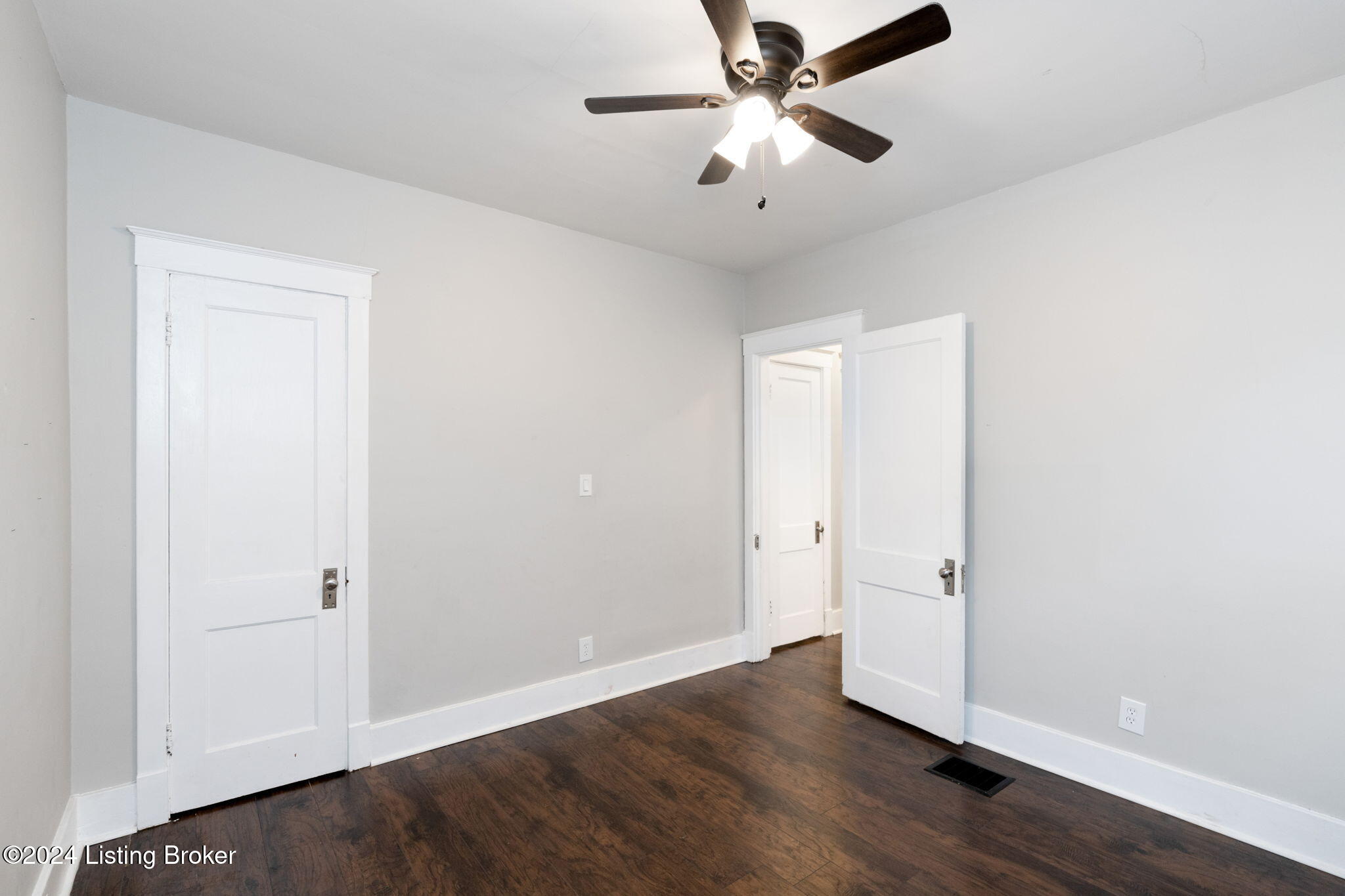 1309 Lydia St Property Photo 18