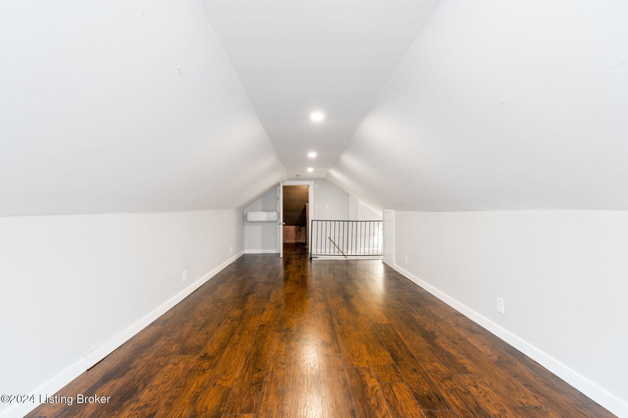 1309 Lydia St Property Photo 26