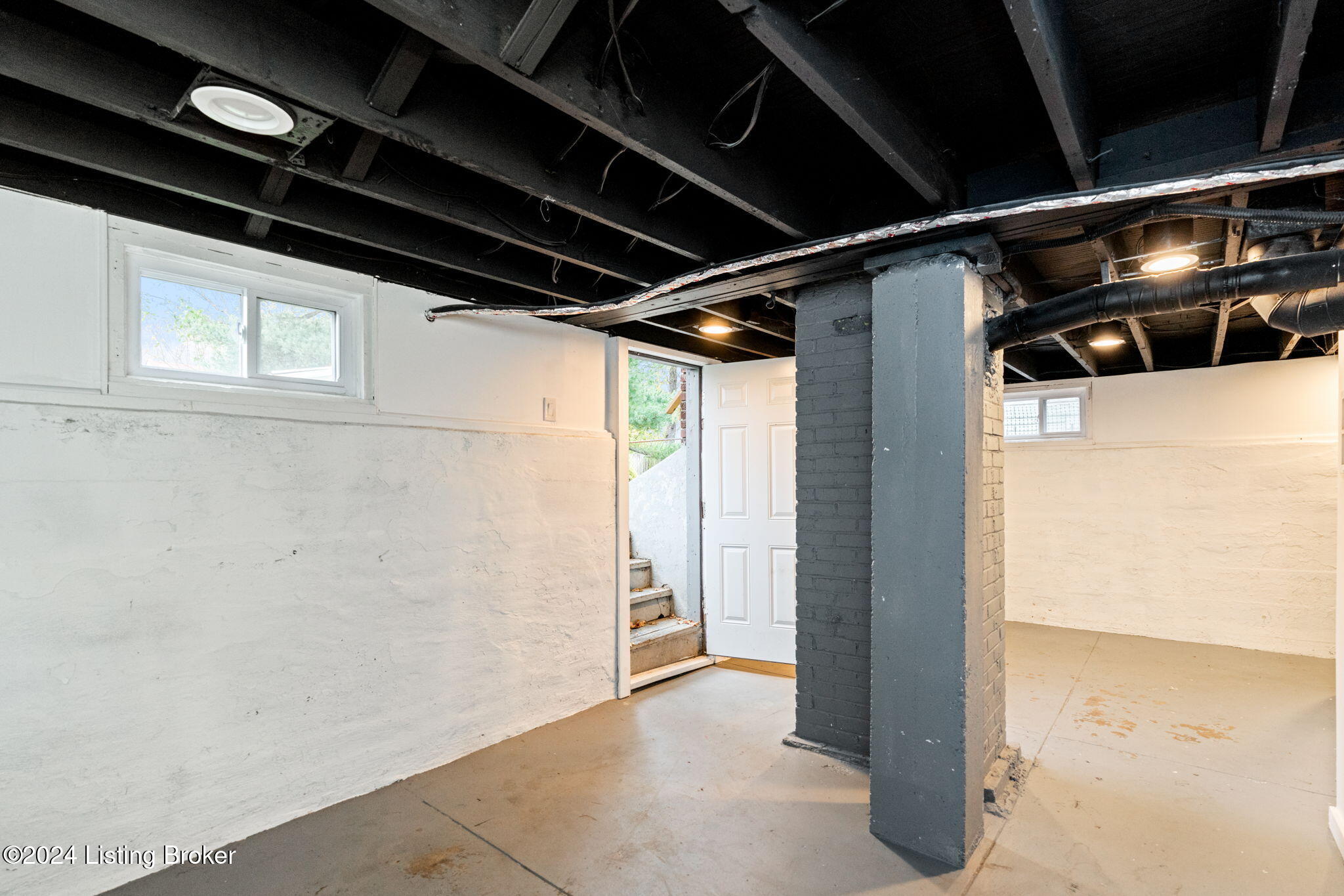 1309 Lydia St Property Photo 28