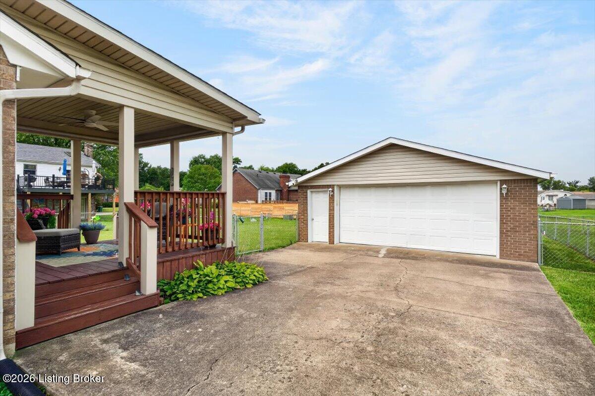 4703 Tivis Ct Property Photo 29