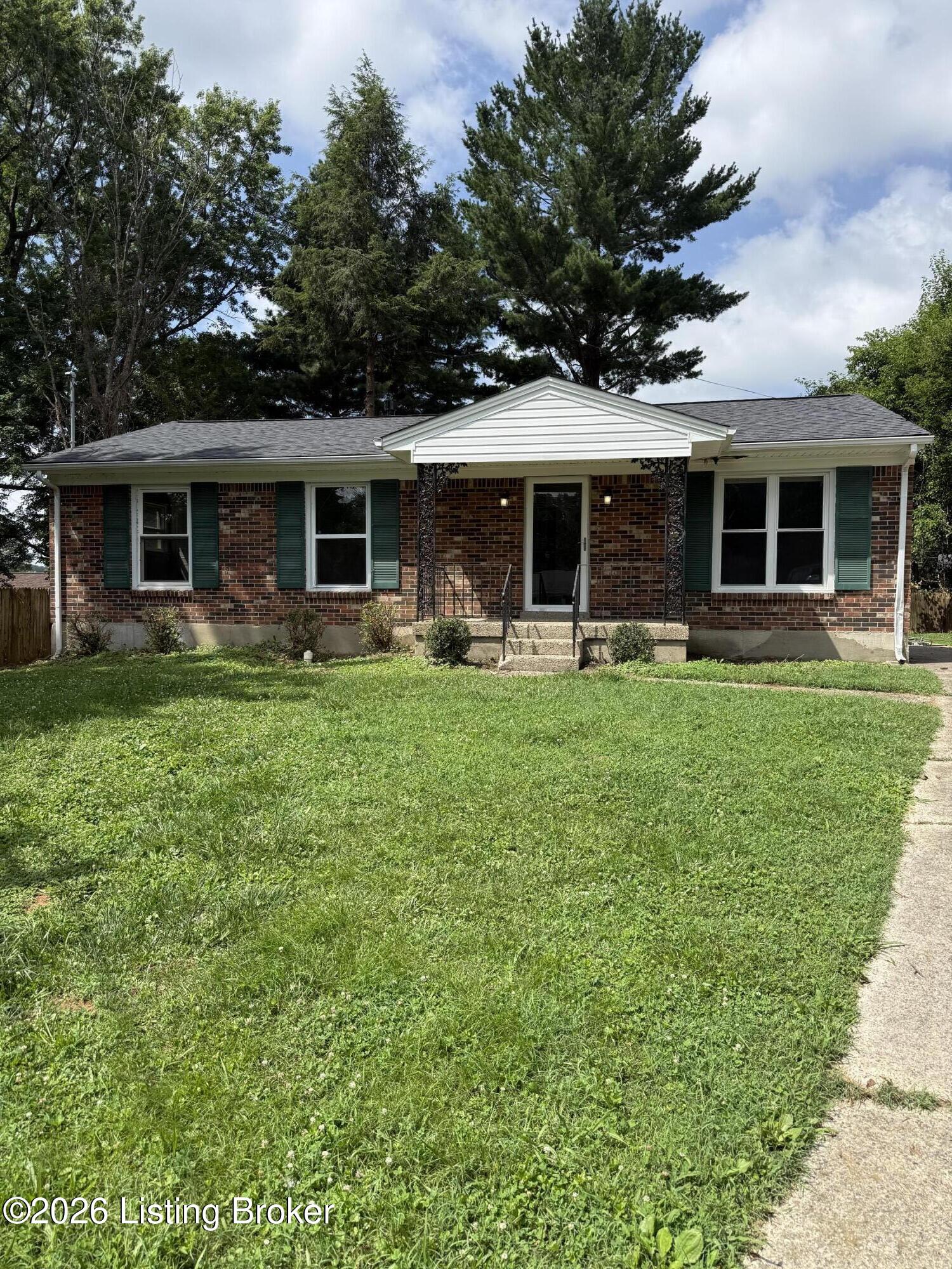 7604 Carmil Ct Property Photo 1