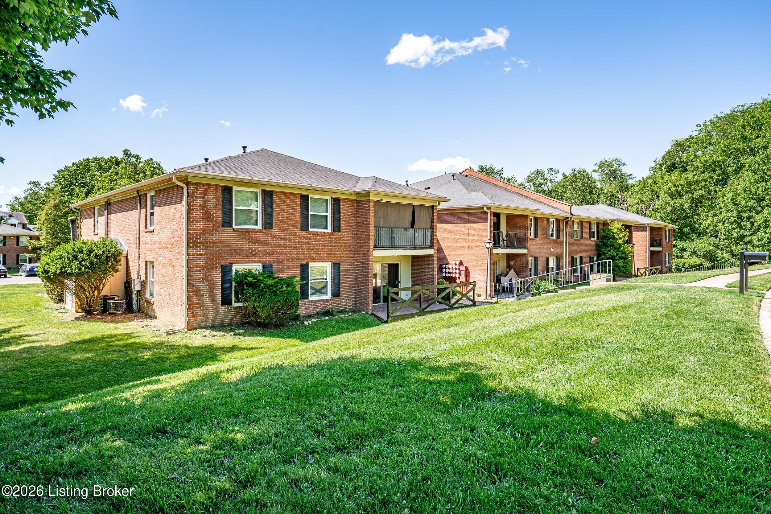 7908 Grenoble Ln A Property Photo 2