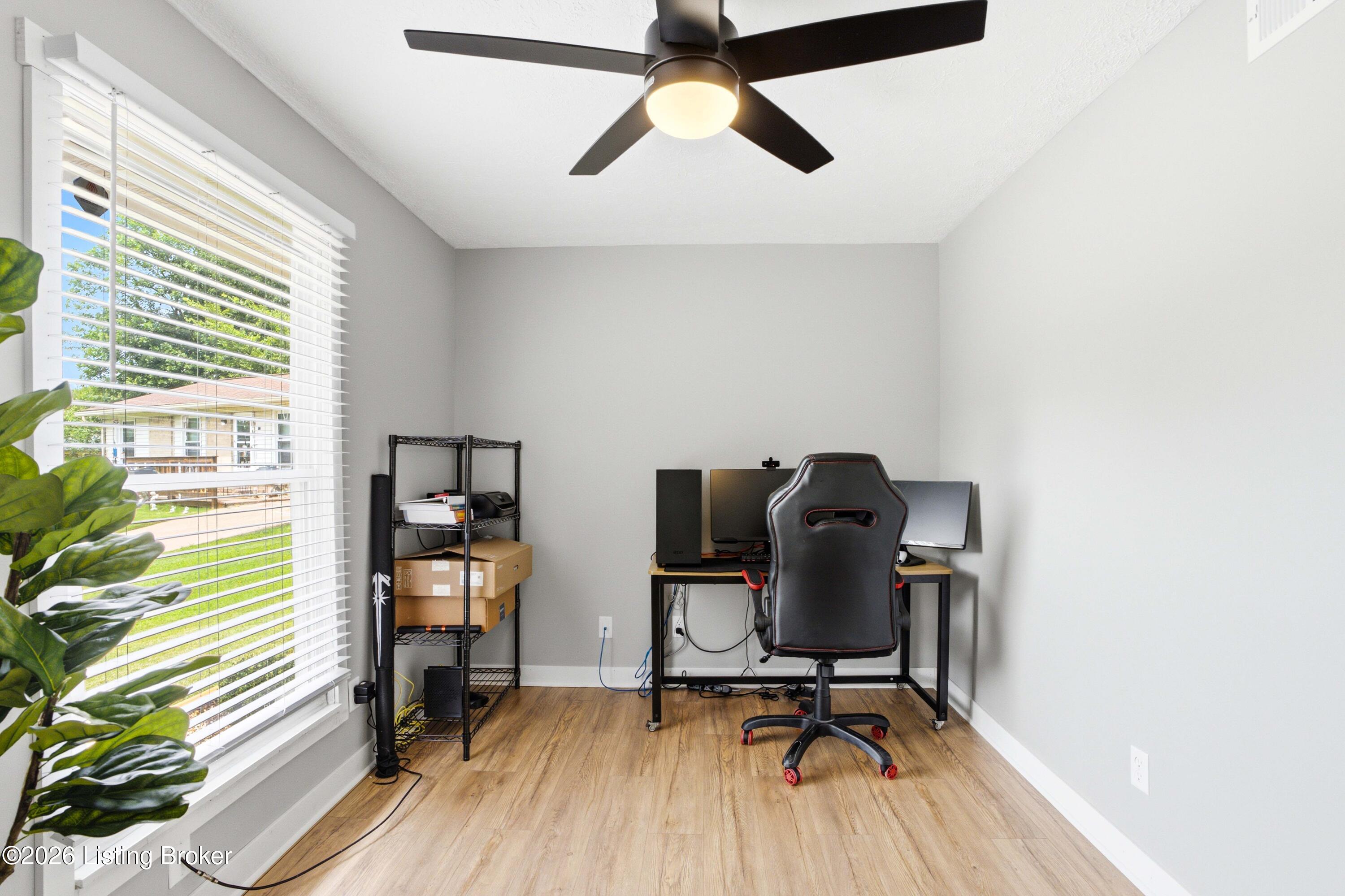 8213 Candelabrum Pl Property Photo 19