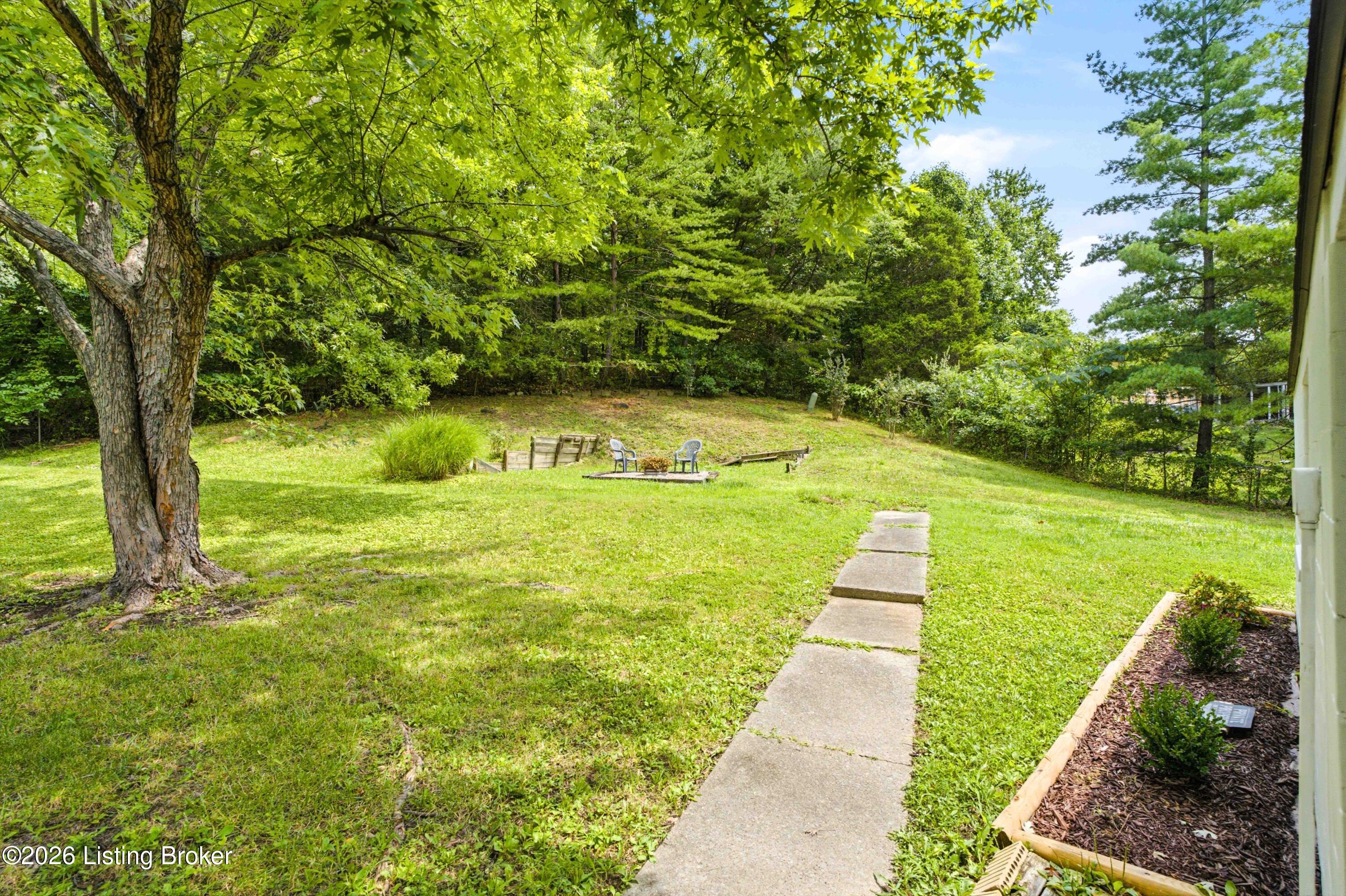 8213 Candelabrum Pl Property Photo 33
