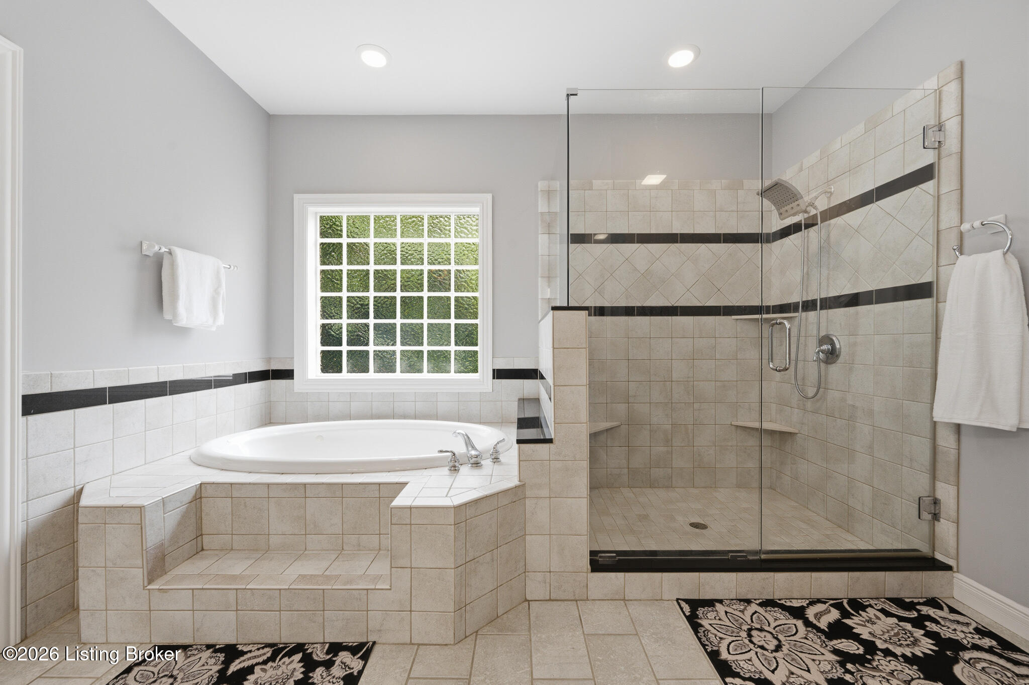 6502 Arbor Ridge Dr Property Photo 24