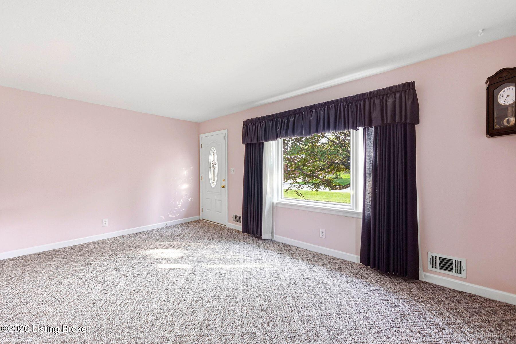 5204 Monaco Dr Property Photo 5