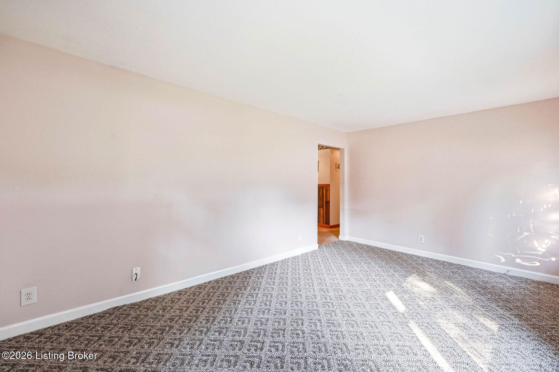 5204 Monaco Dr Property Photo 6