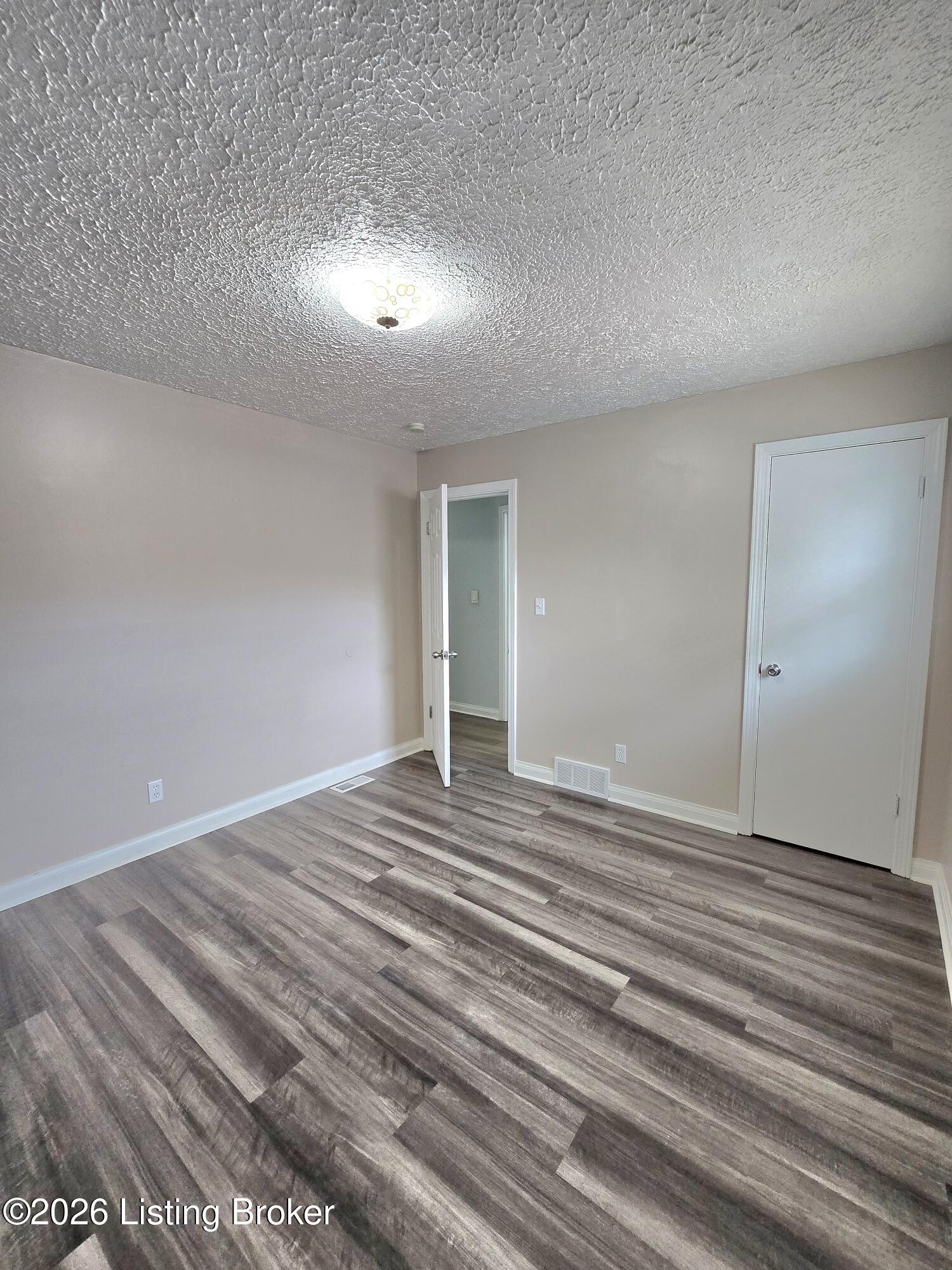 5408 Rolling Ridge Rd Property Photo 15