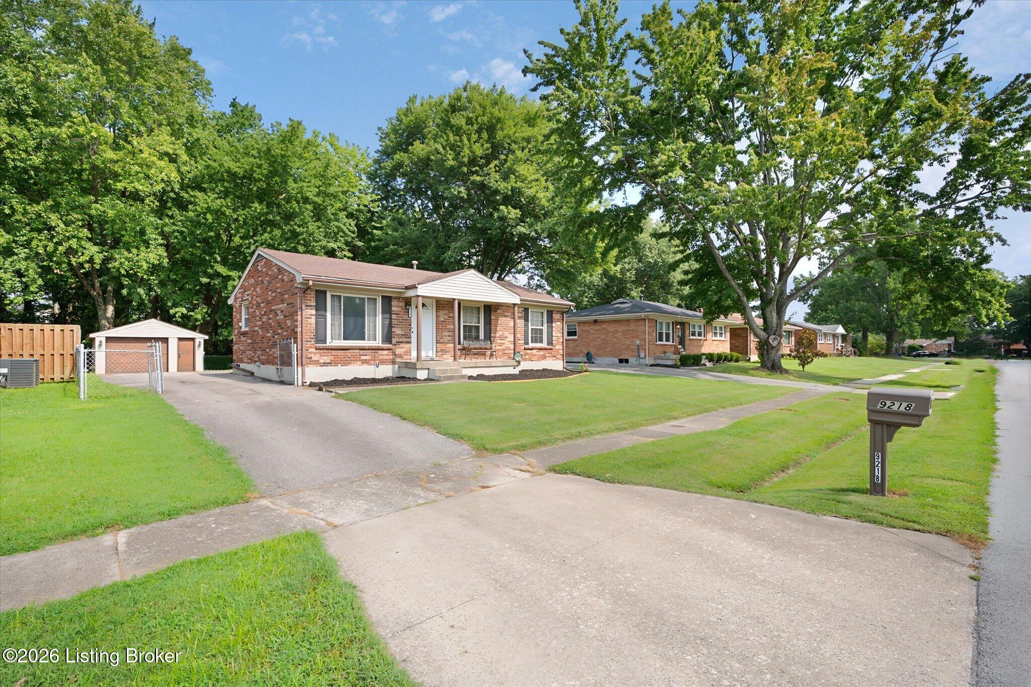 9218 Pagoda Dr Property Photo 3