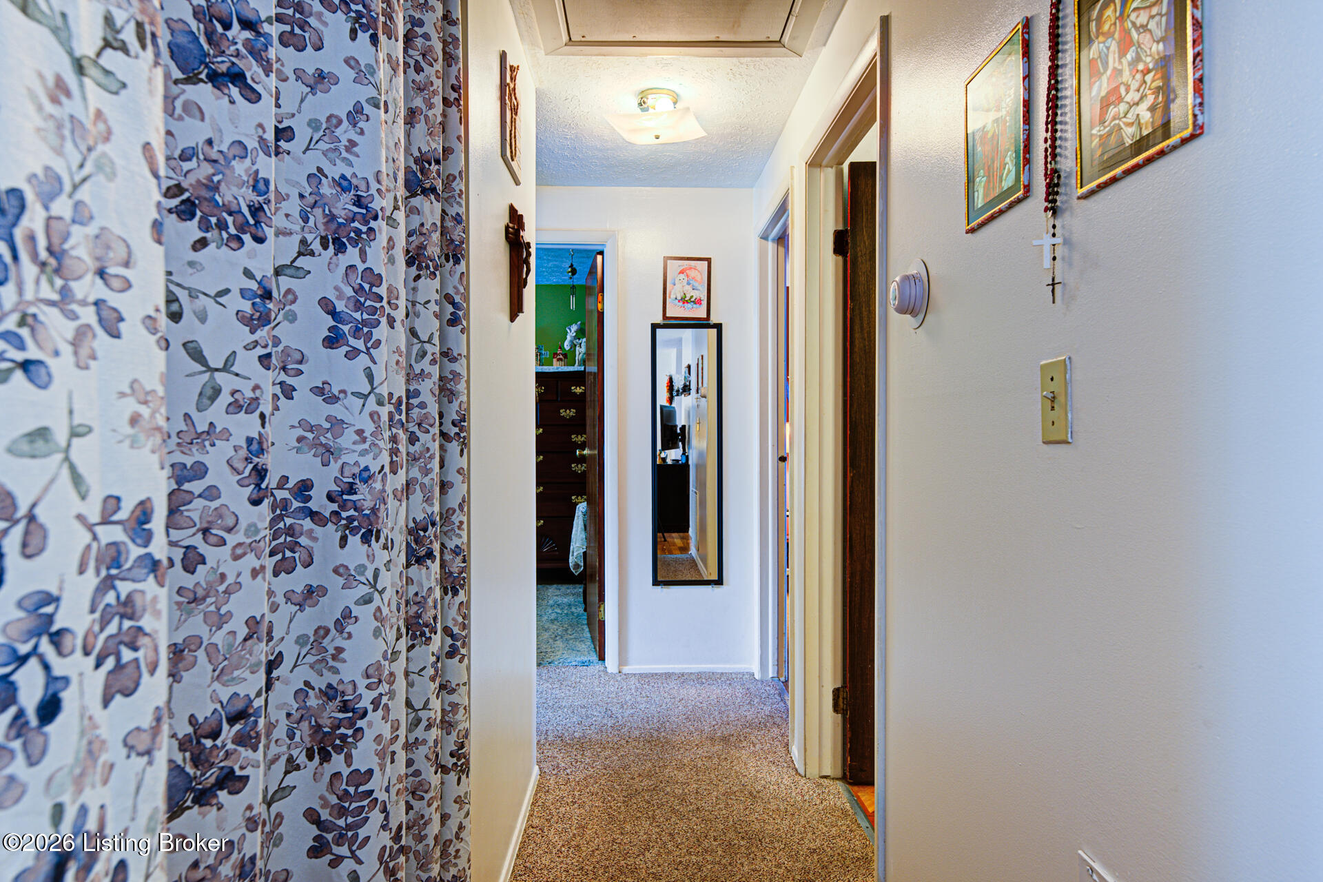 106 Canyon Ct Property Photo 13
