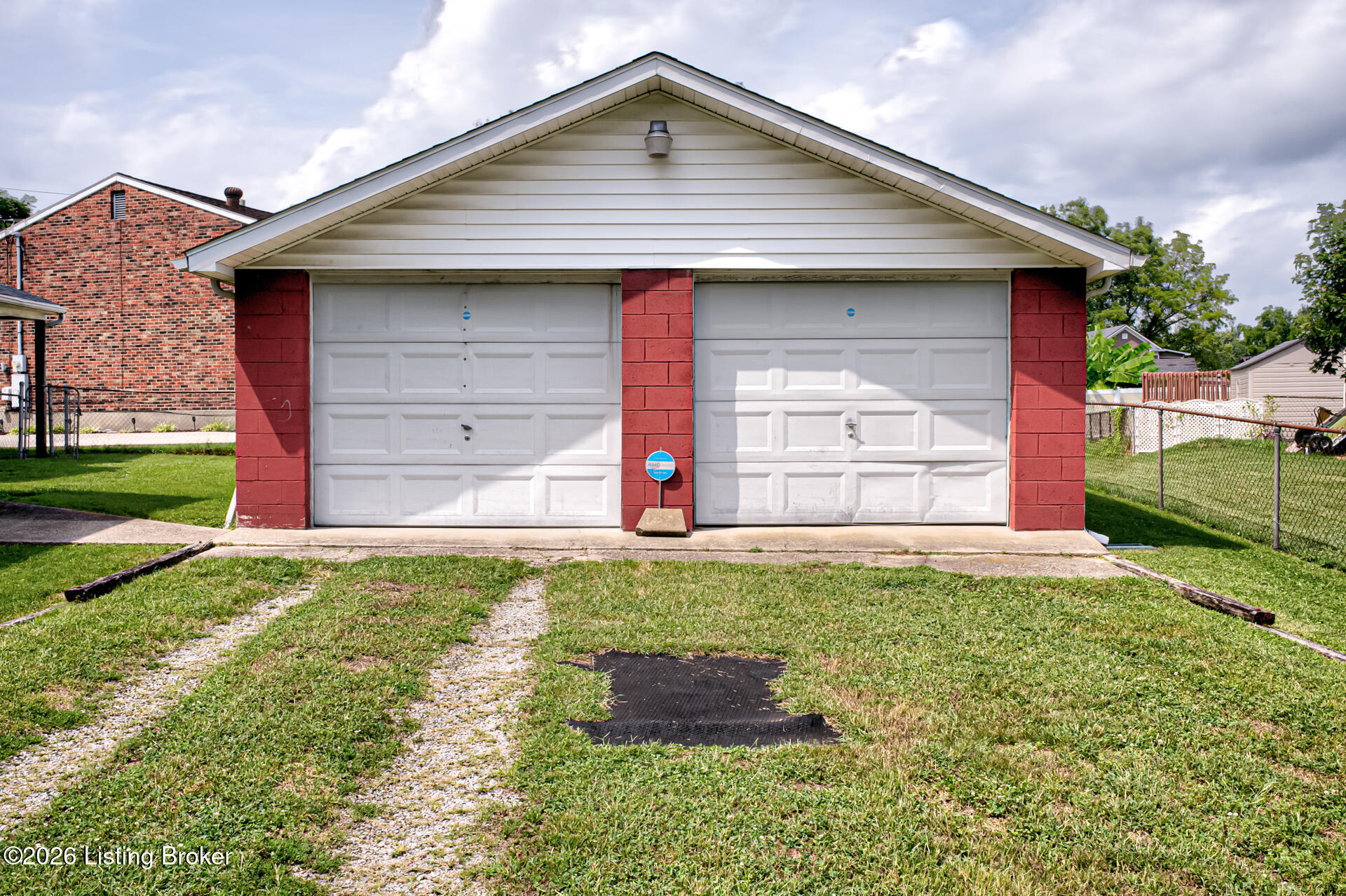 106 Canyon Ct Property Photo 34