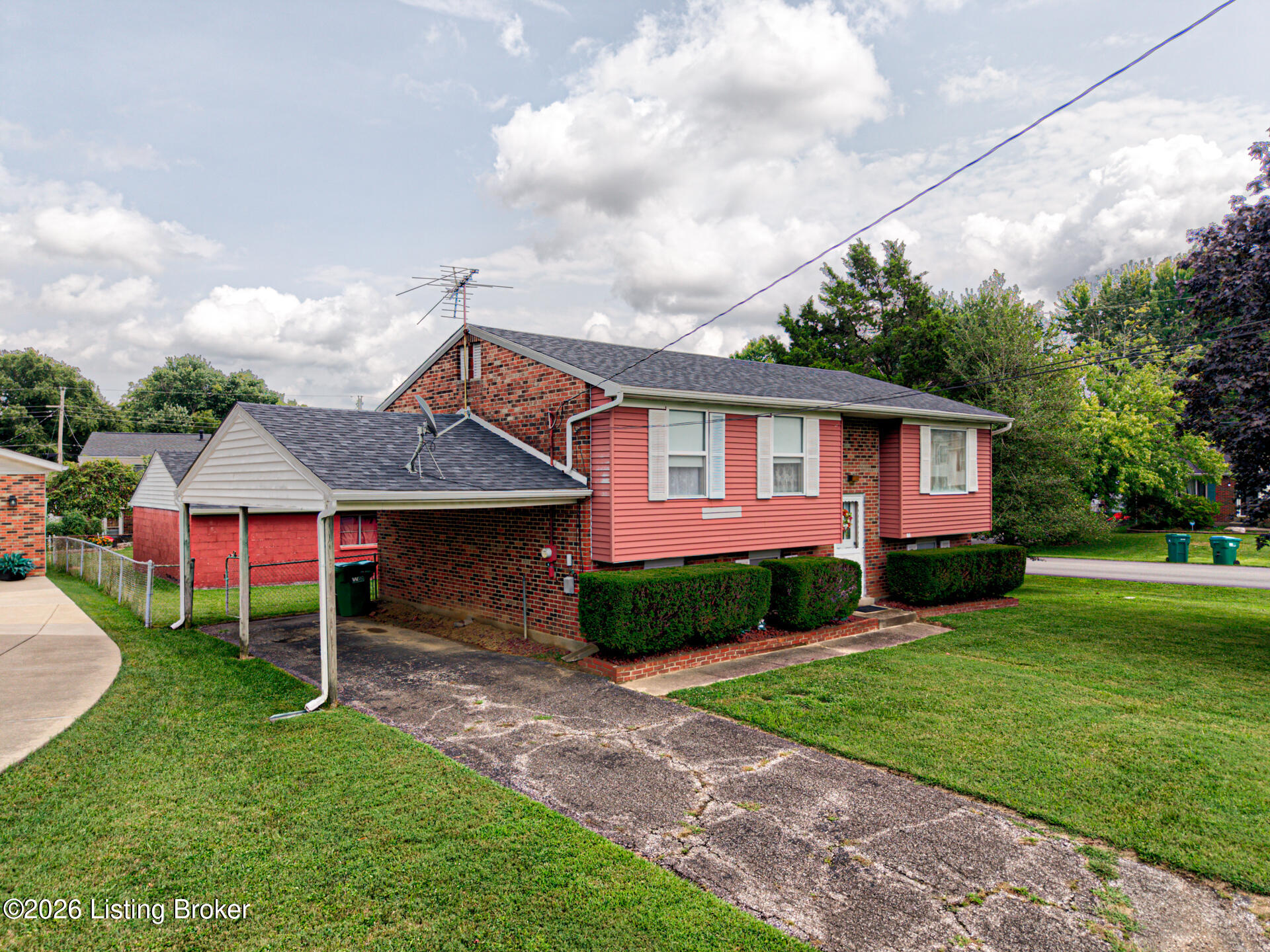 106 Canyon Ct Property Photo 36