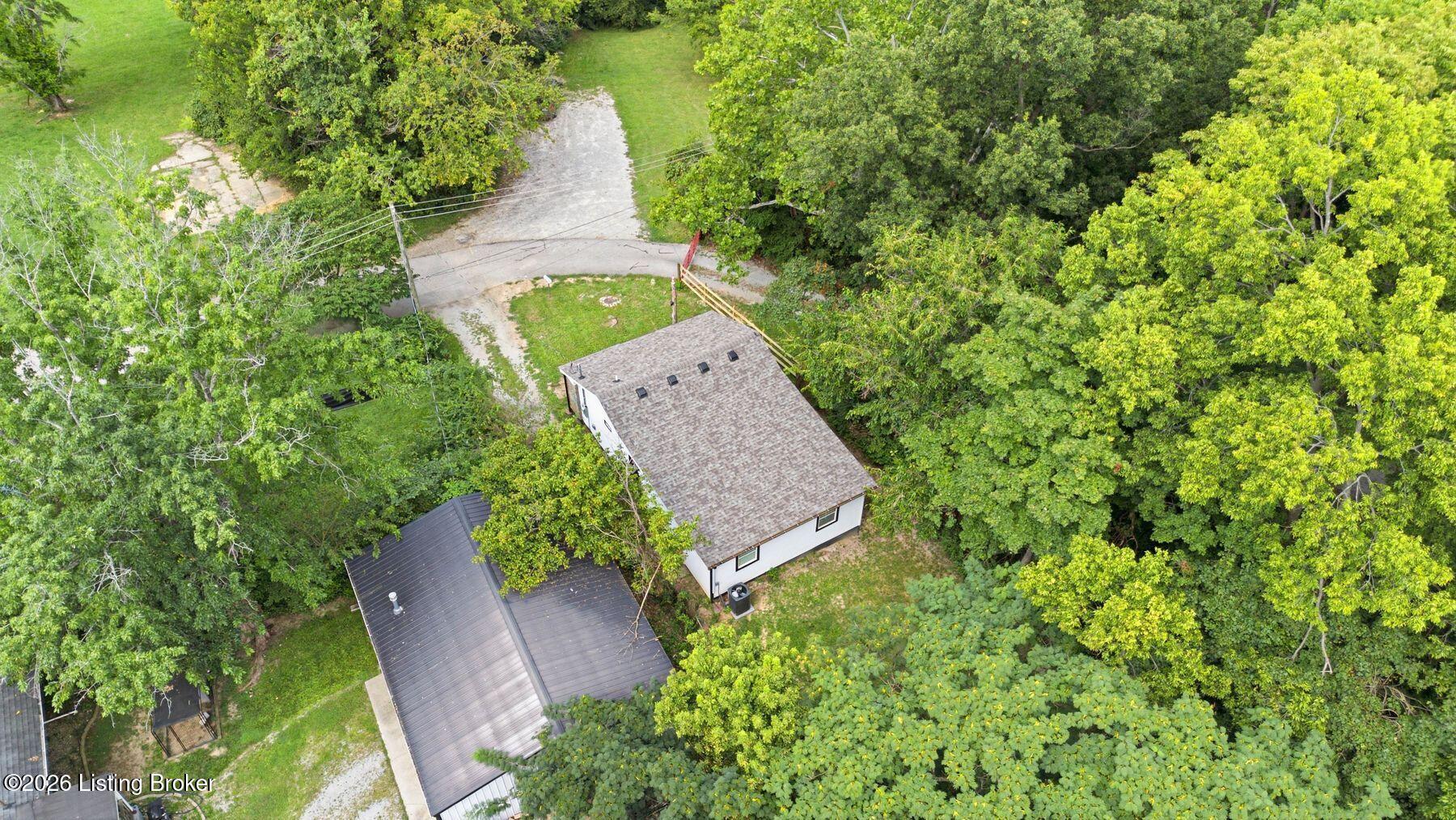 403 Maple Ct Property Photo 47