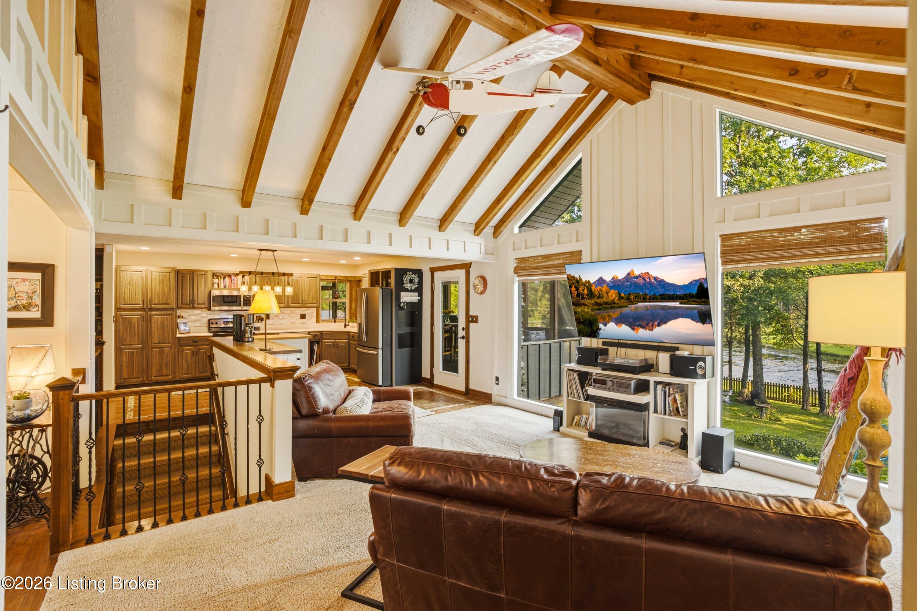 114 Pine Creek Trail Property Photo 4