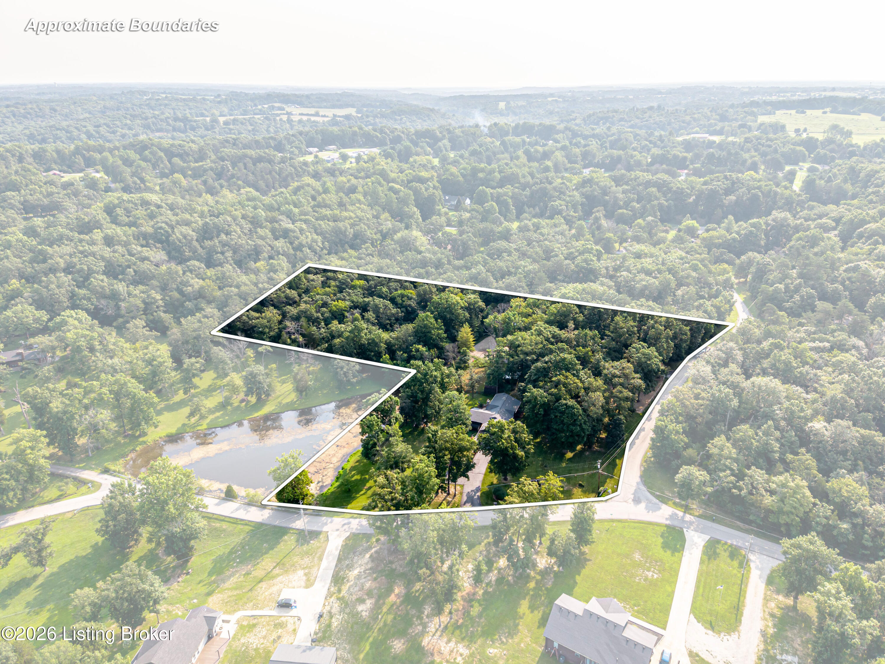 114 Pine Creek Trail Property Photo 23