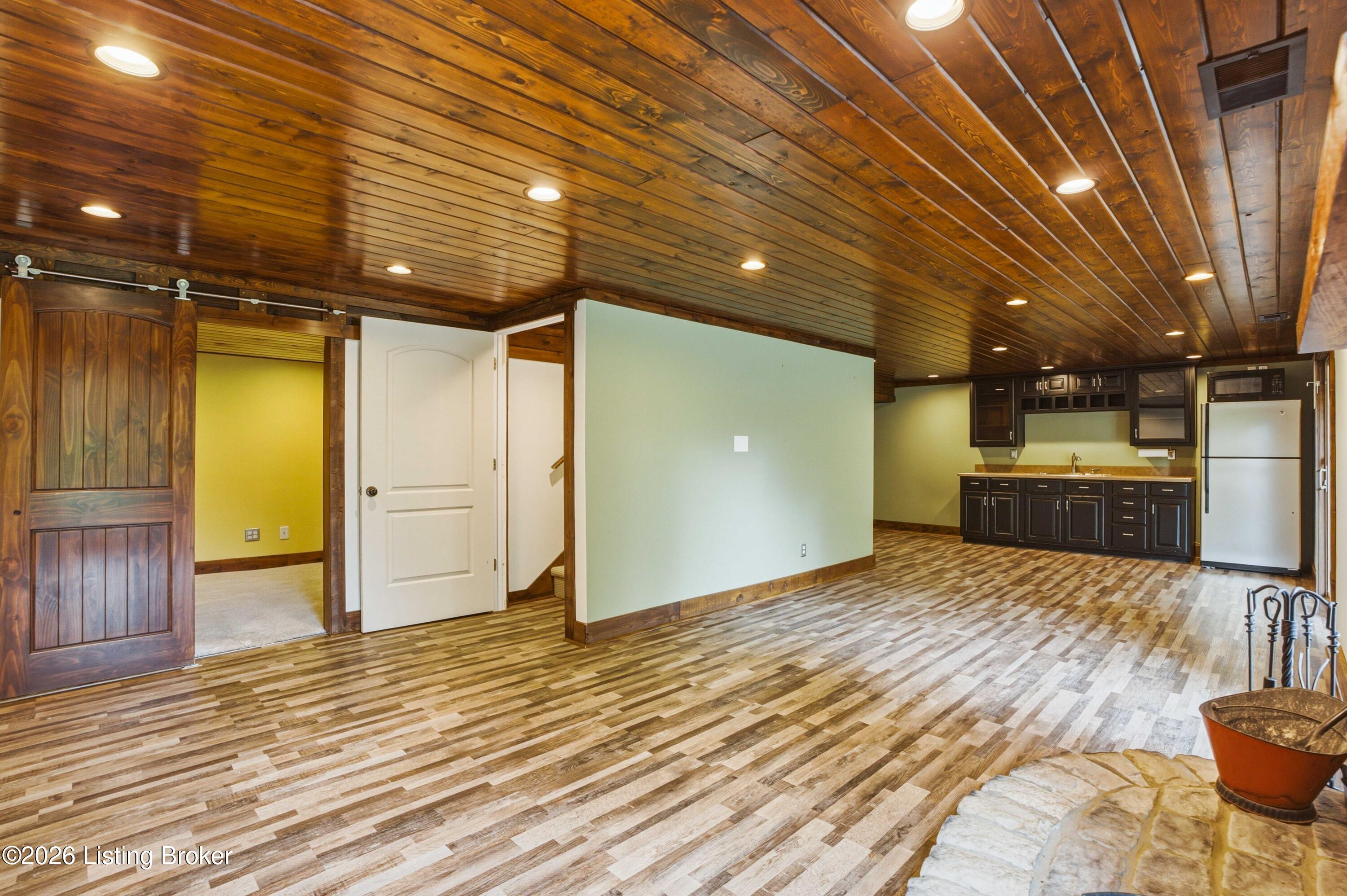 114 Pine Creek Trail Property Photo 54