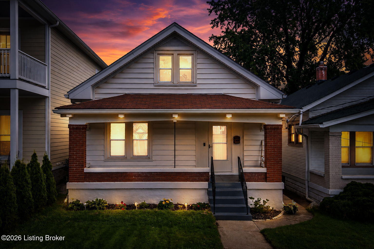 1063 Highland Ave Property Photo 2