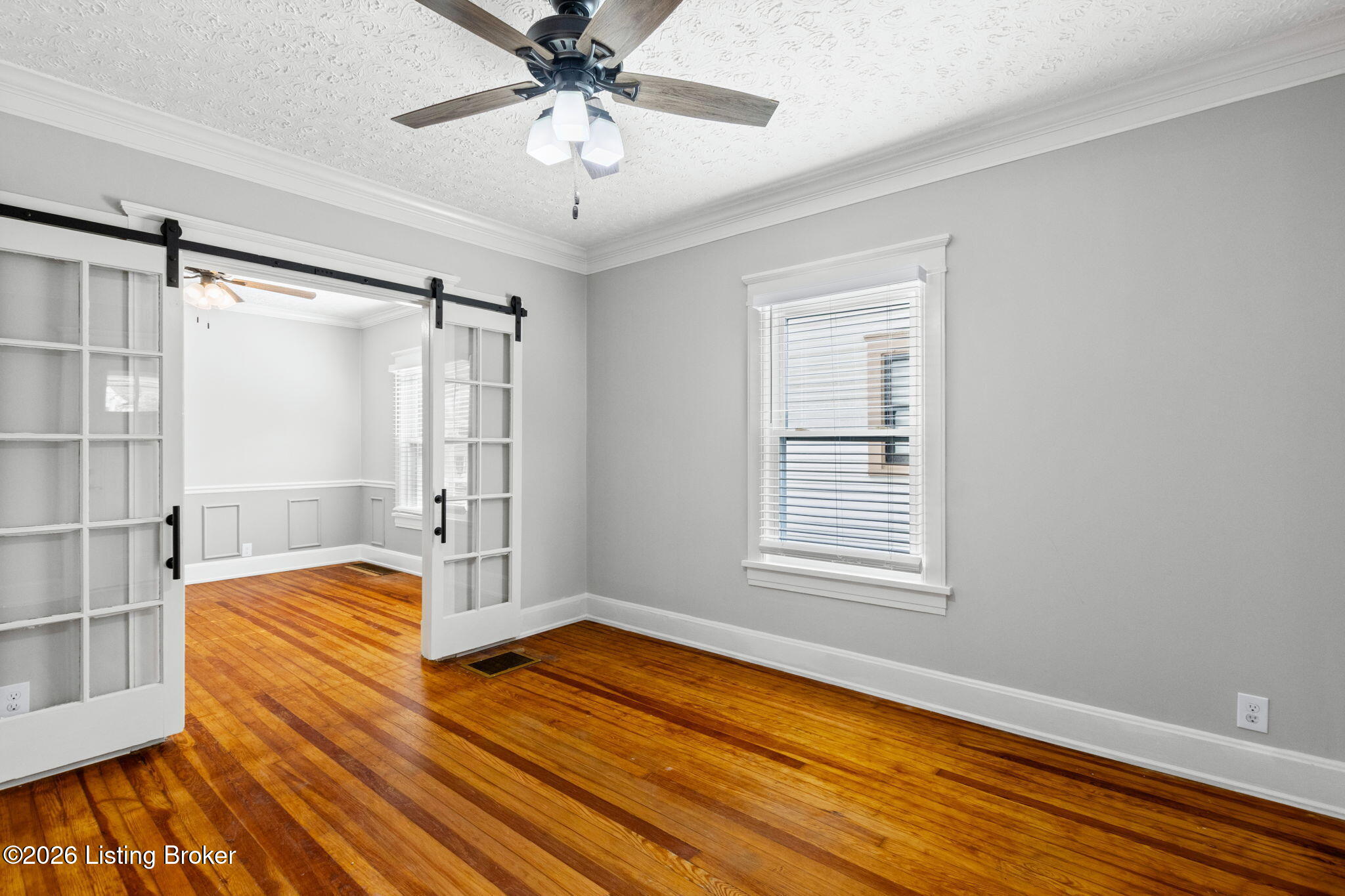 1063 Highland Ave Property Photo 7