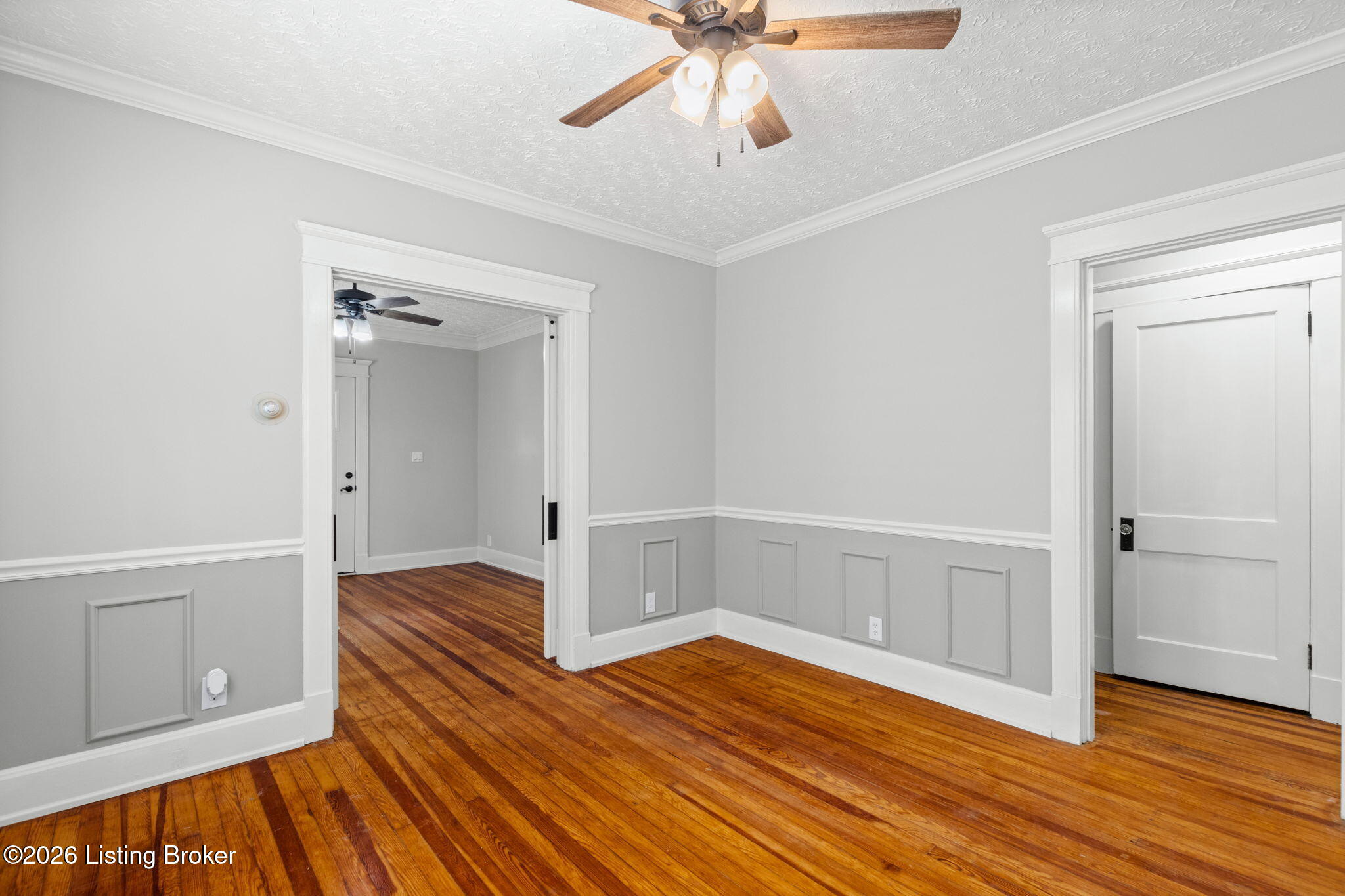 1063 Highland Ave Property Photo 11