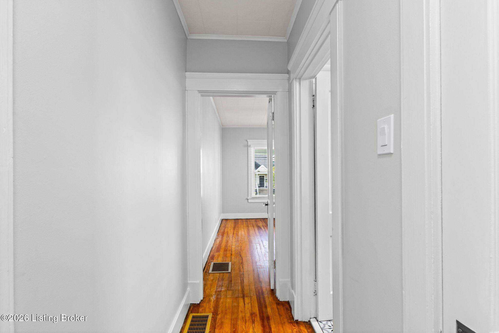 1063 Highland Ave Property Photo 18