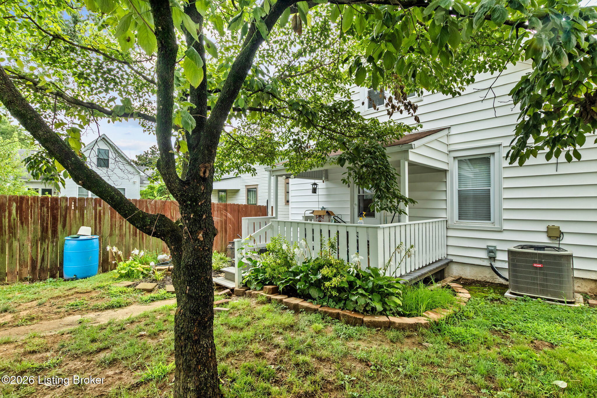 1063 Highland Ave Property Photo 50