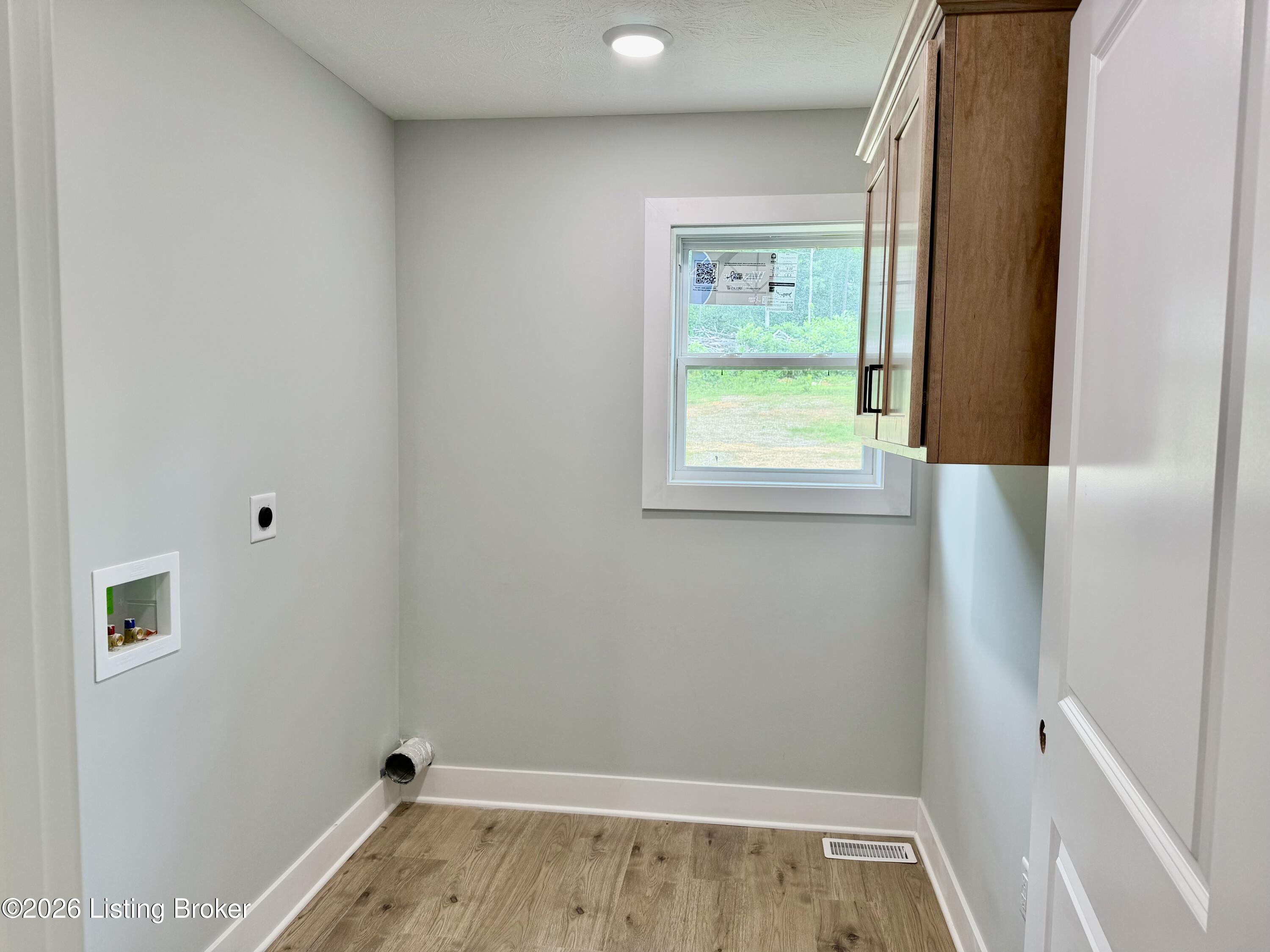412 Woods Rd Property Photo 16