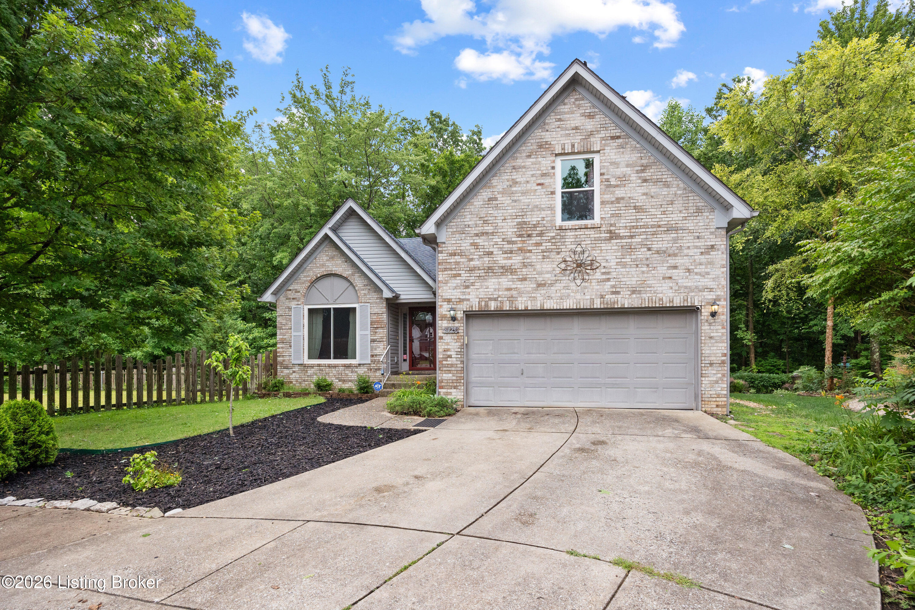 6425 Labor Ln Property Photo 3