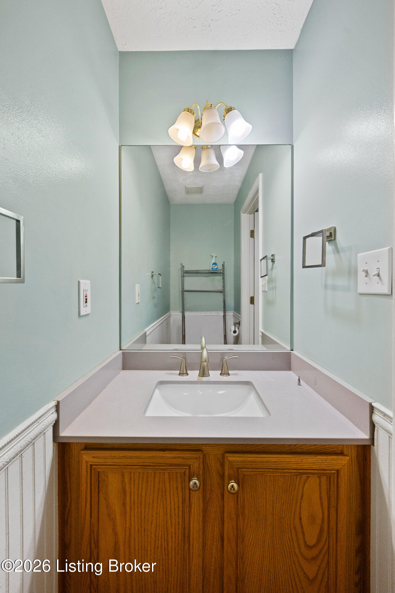 6425 Labor Ln Property Photo 7