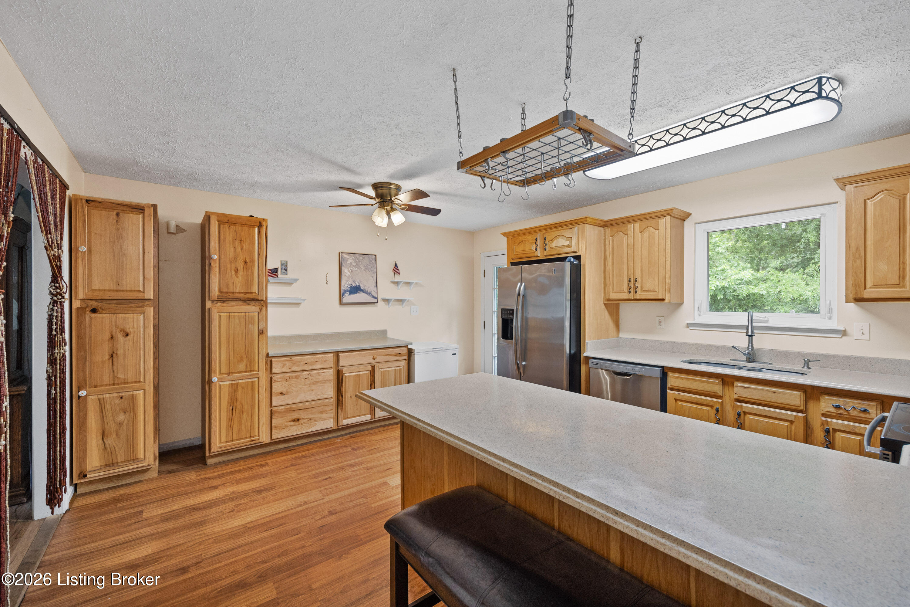 6425 Labor Ln Property Photo 11