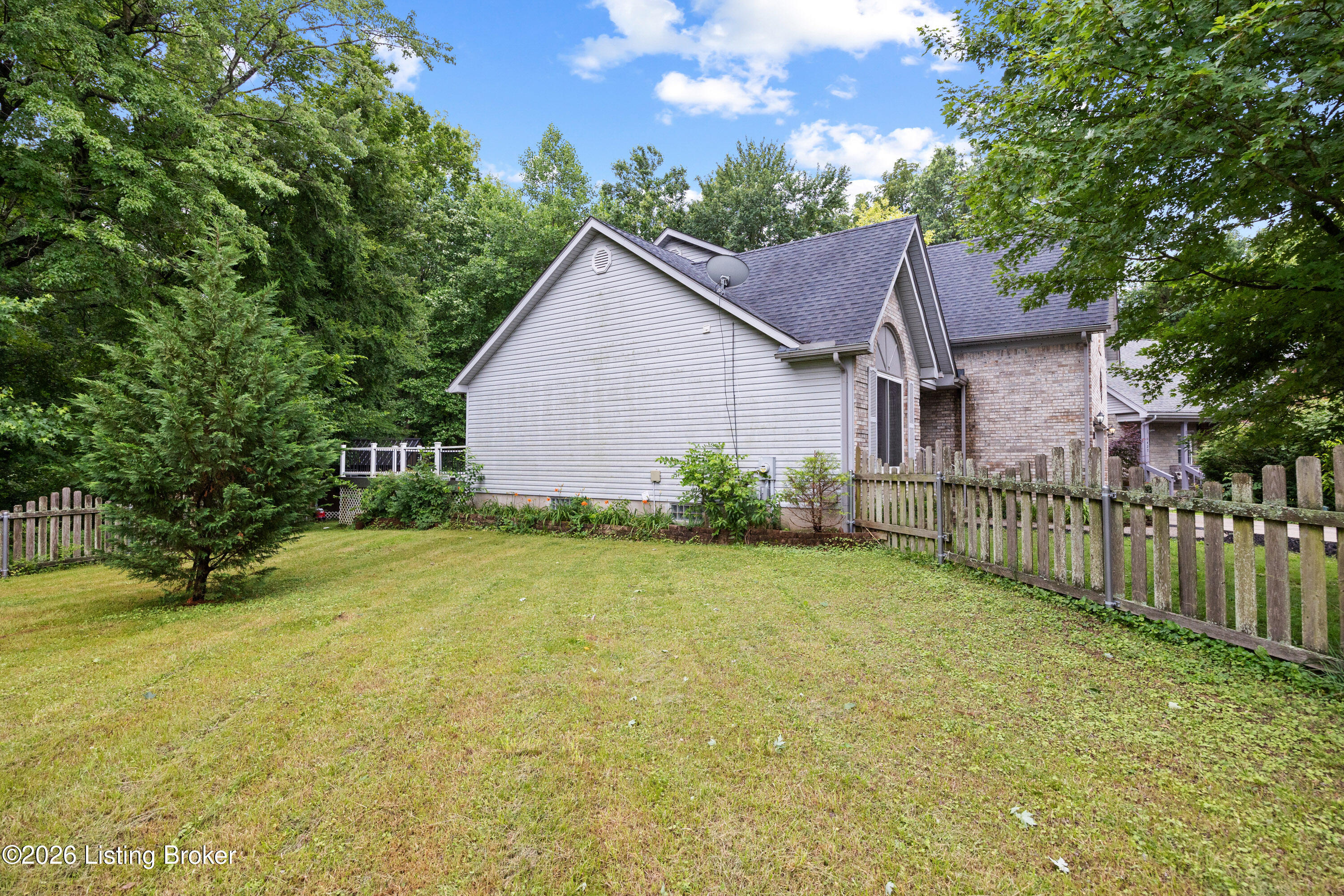 6425 Labor Ln Property Photo 33