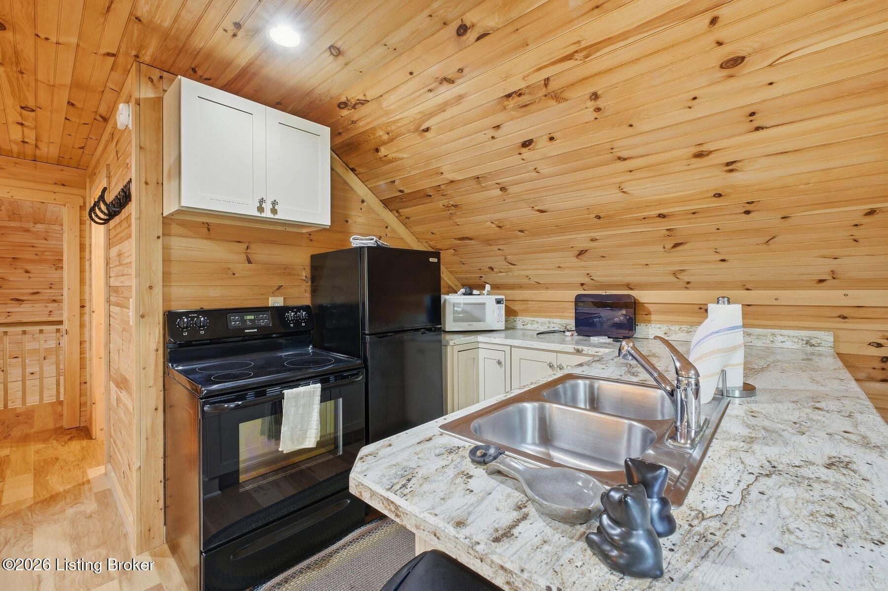 7901 Dobson Ln Property Photo 75