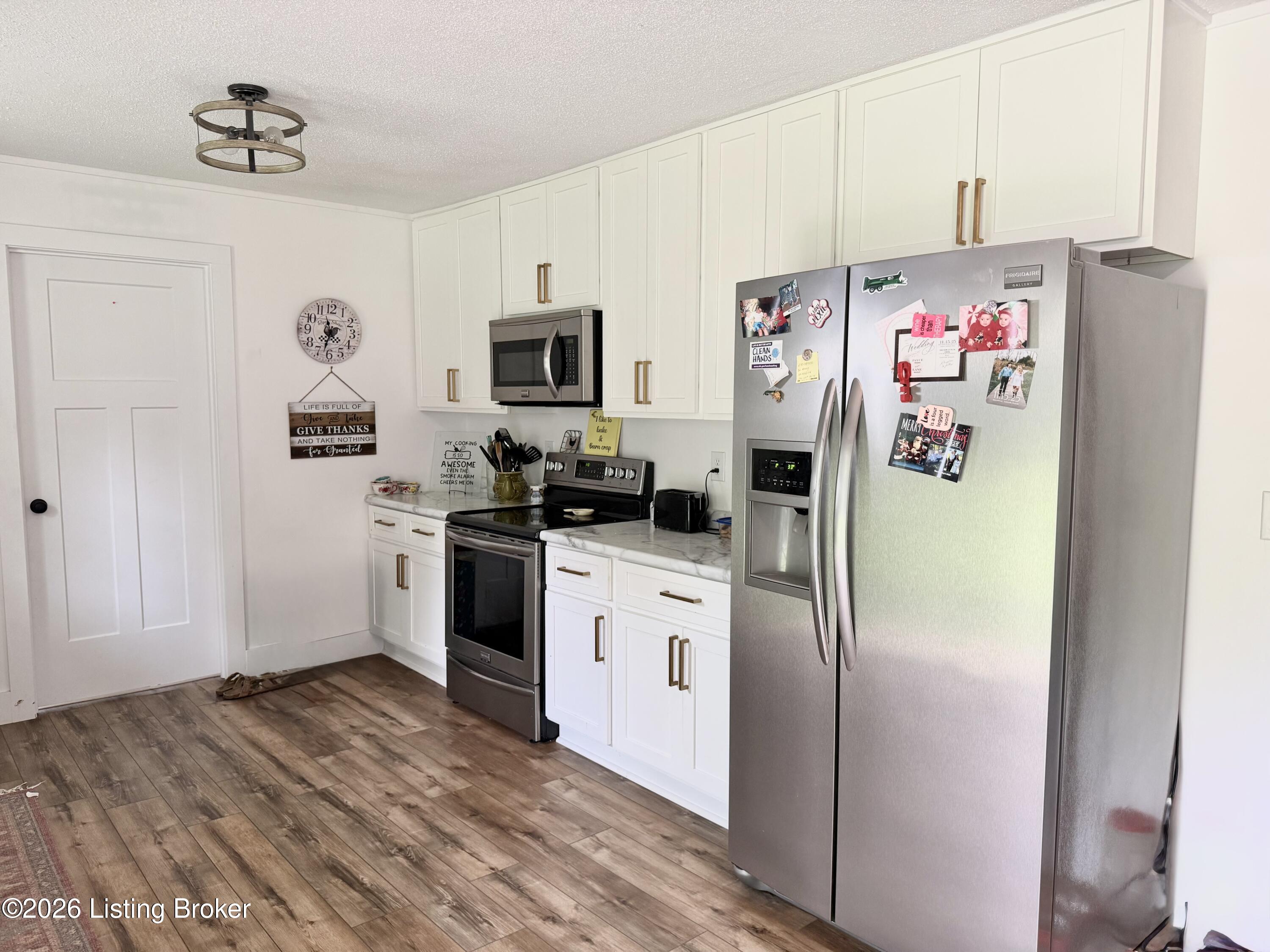 1426 Millerstown Rd Property Photo 12