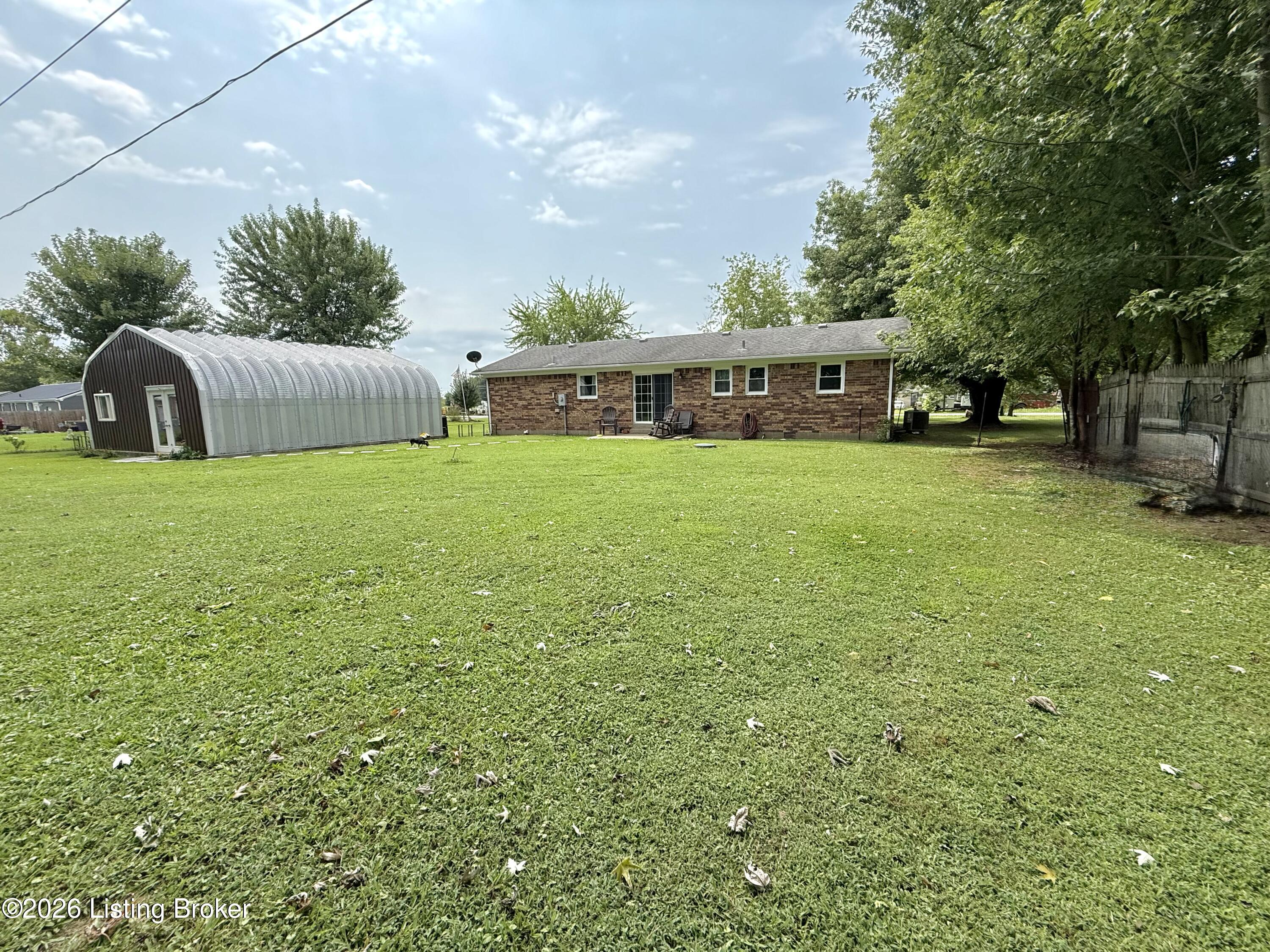 1426 Millerstown Rd Property Photo 27