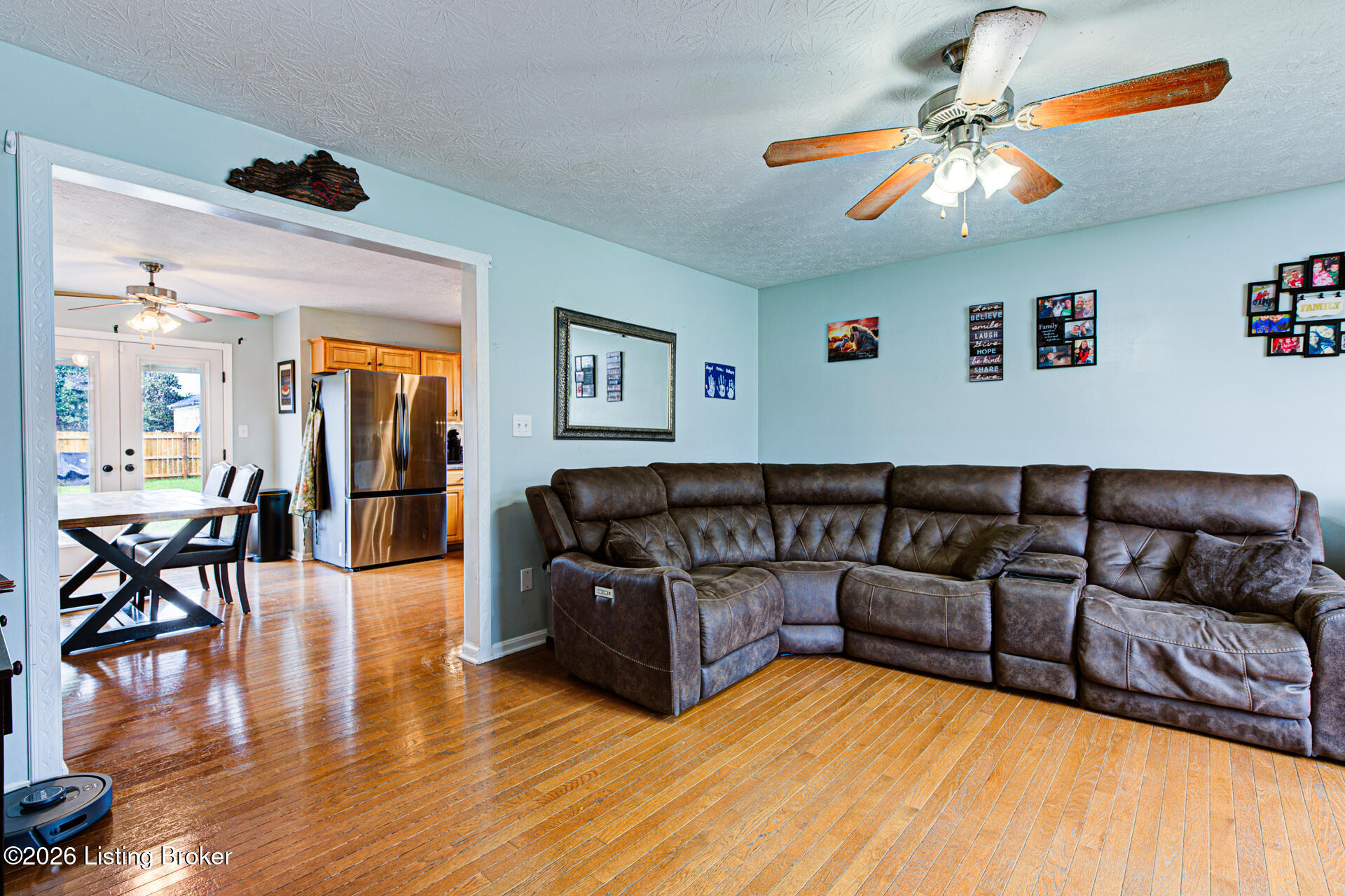 198 Spencer Ln Property Photo 5