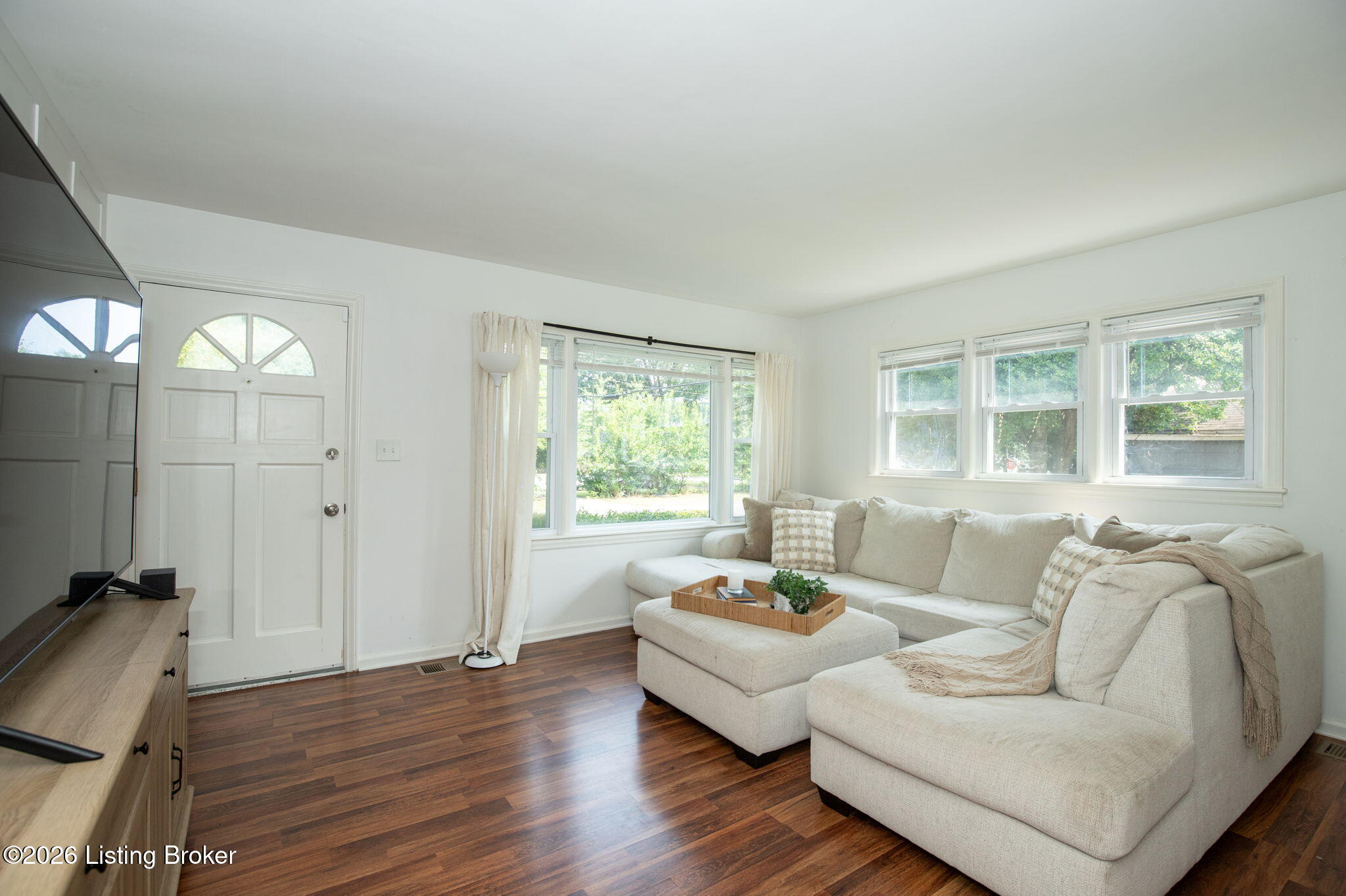 4226 Brookhaven Ave Property Photo 5