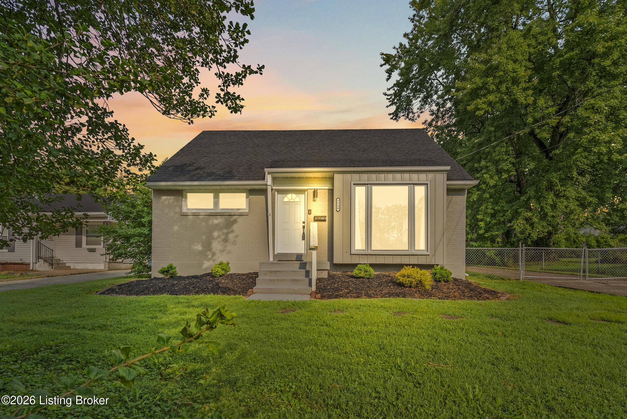 7716 Dingle Dell Rd Property Photo 1