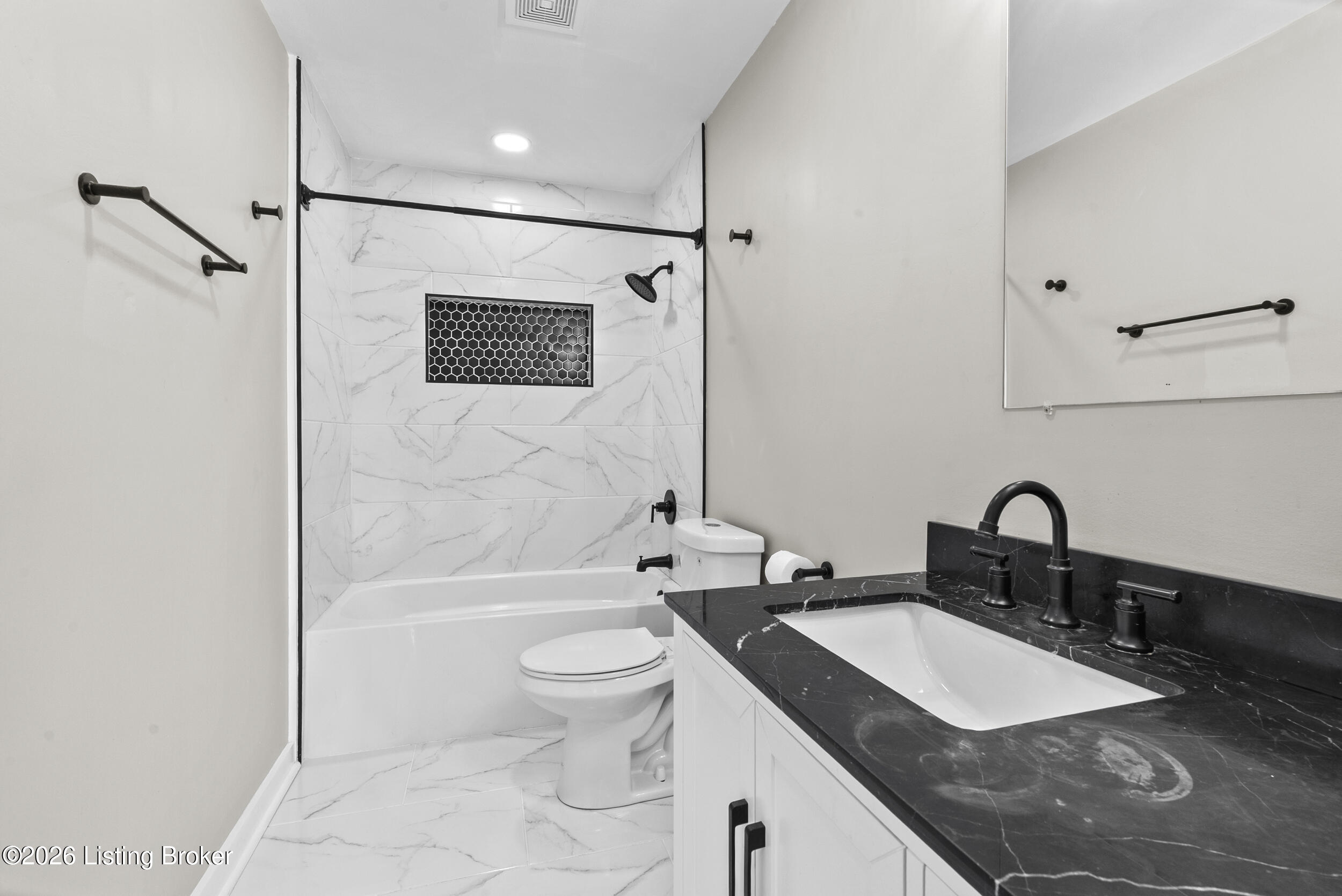 7716 Dingle Dell Rd Property Photo 22