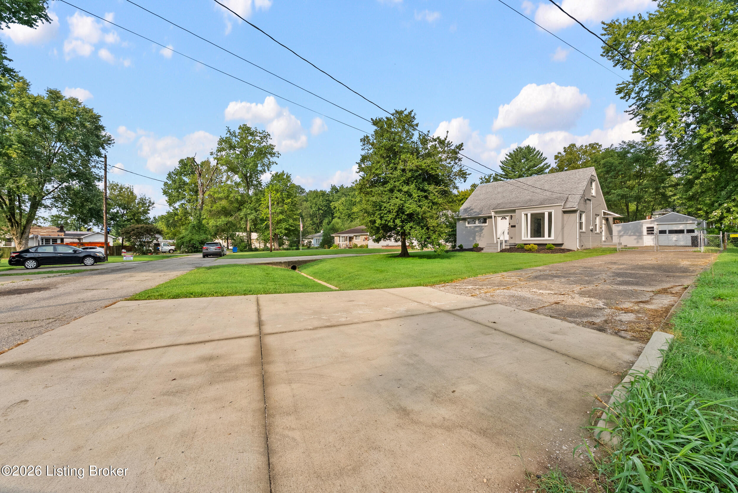 7716 Dingle Dell Rd Property Photo 28