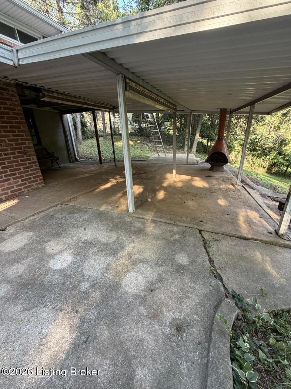 1918 Redleaf Dr Property Photo 27