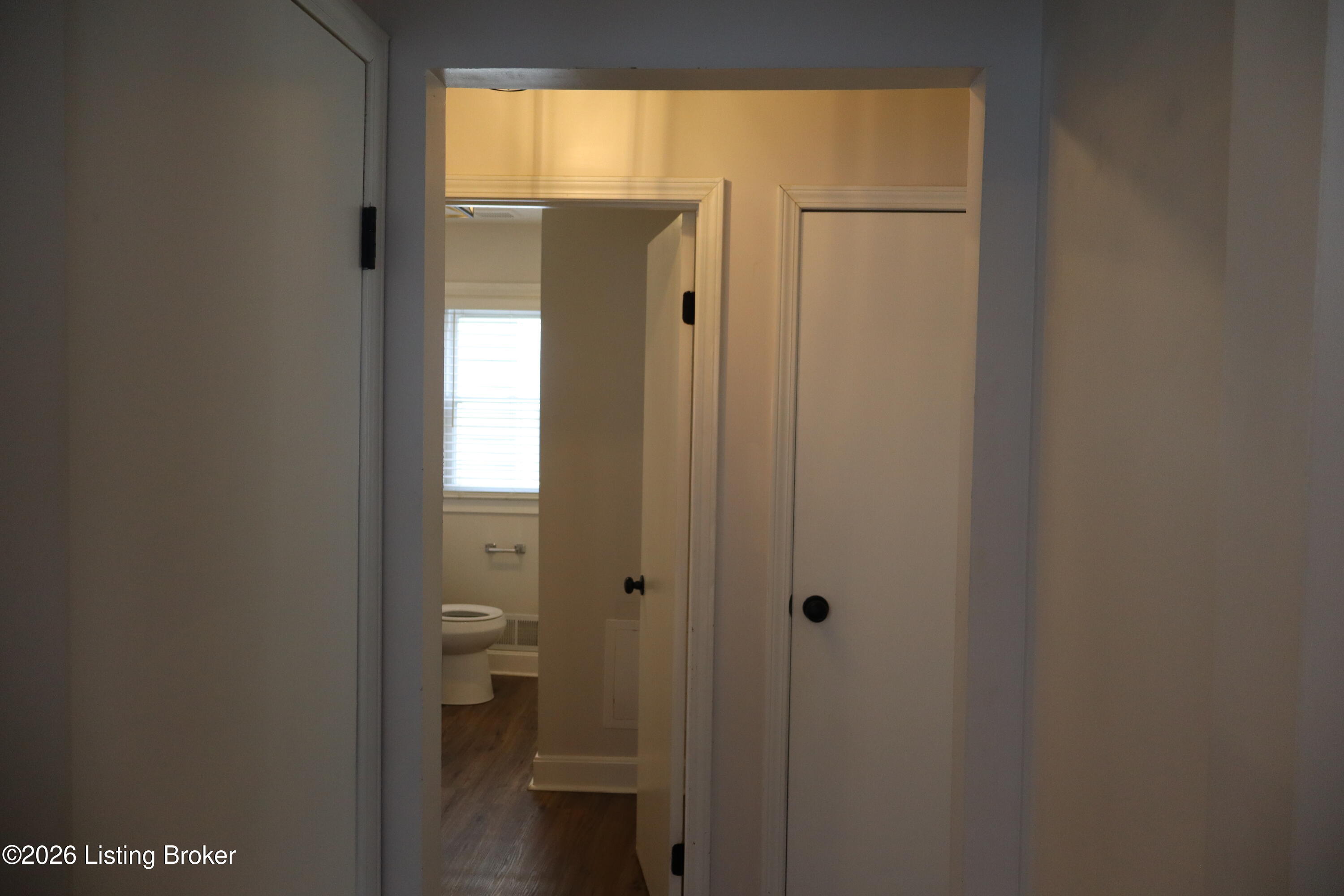 4832 S 6th St Property Photo 14