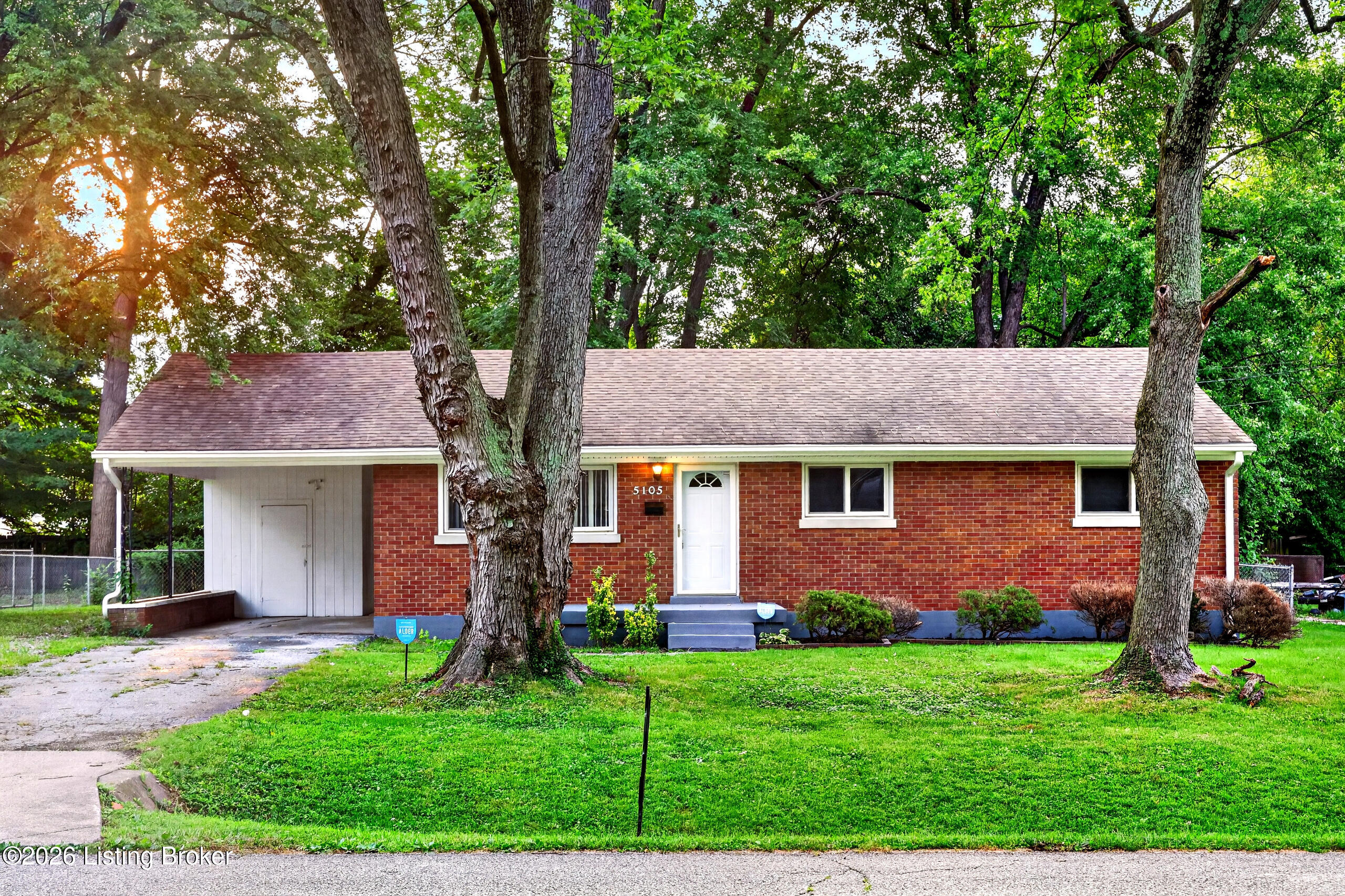 5105 Braidwood Dr Property Photo 1