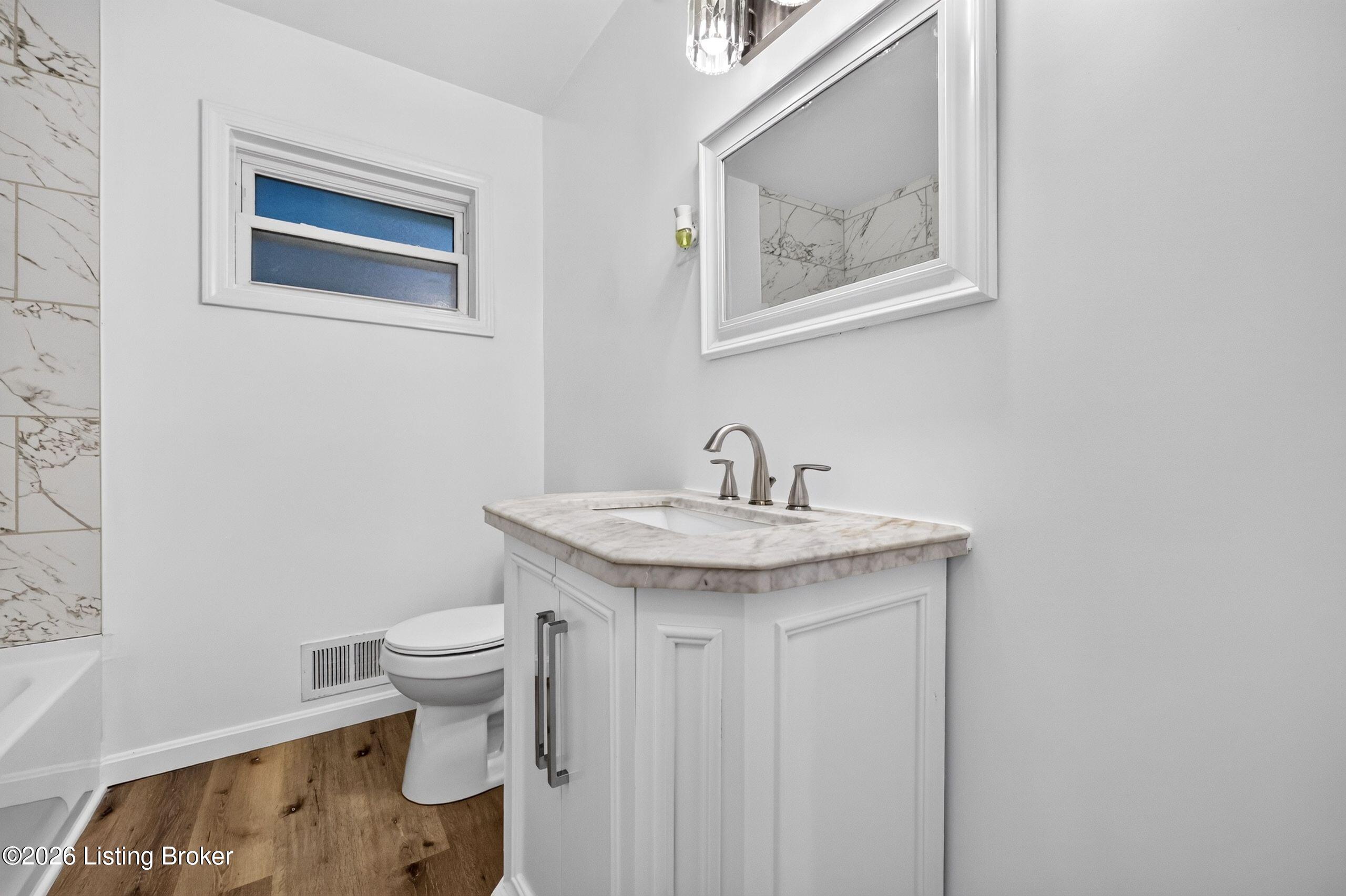 5105 Braidwood Dr Property Photo 13
