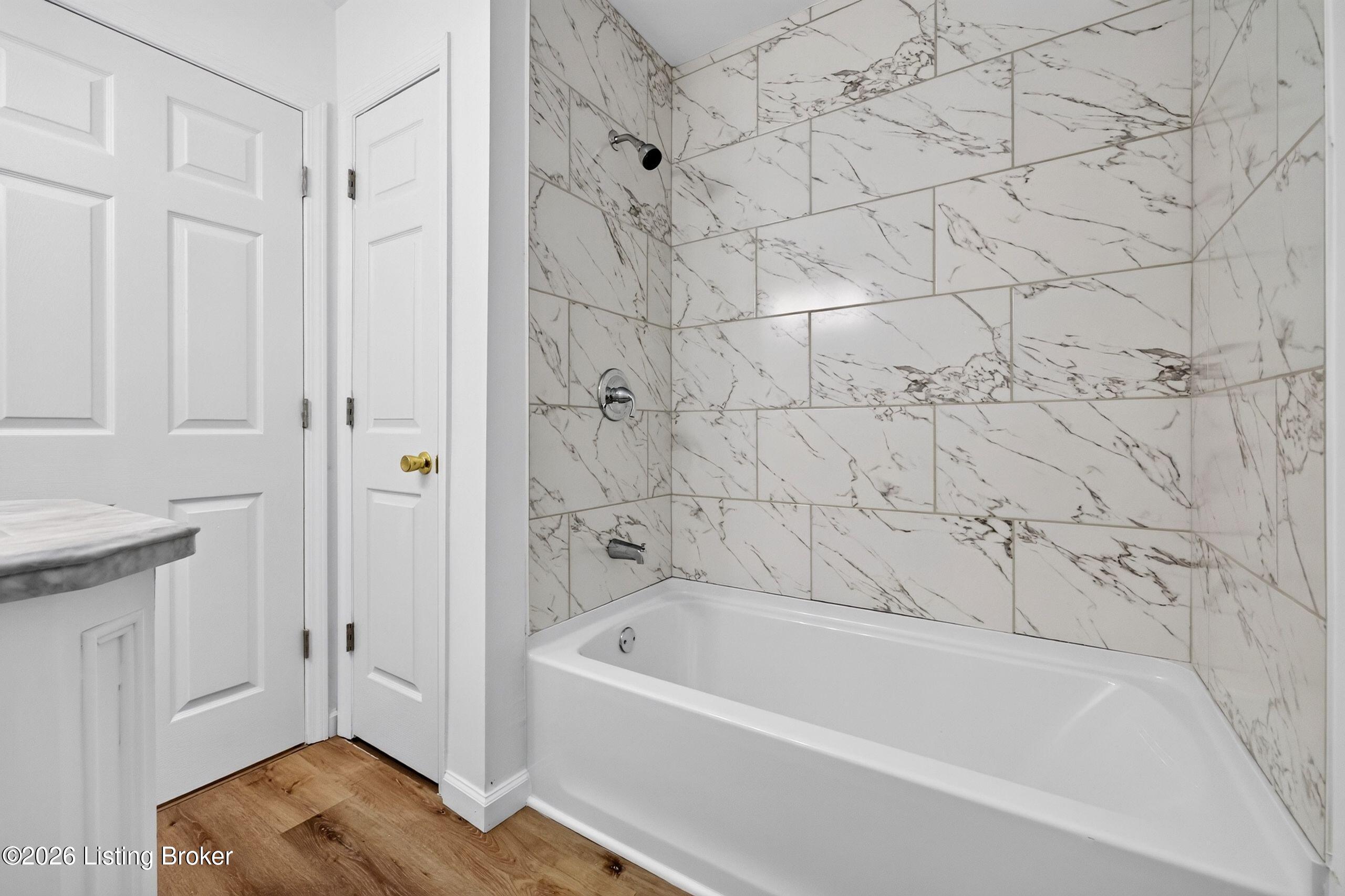 5105 Braidwood Dr Property Photo 14
