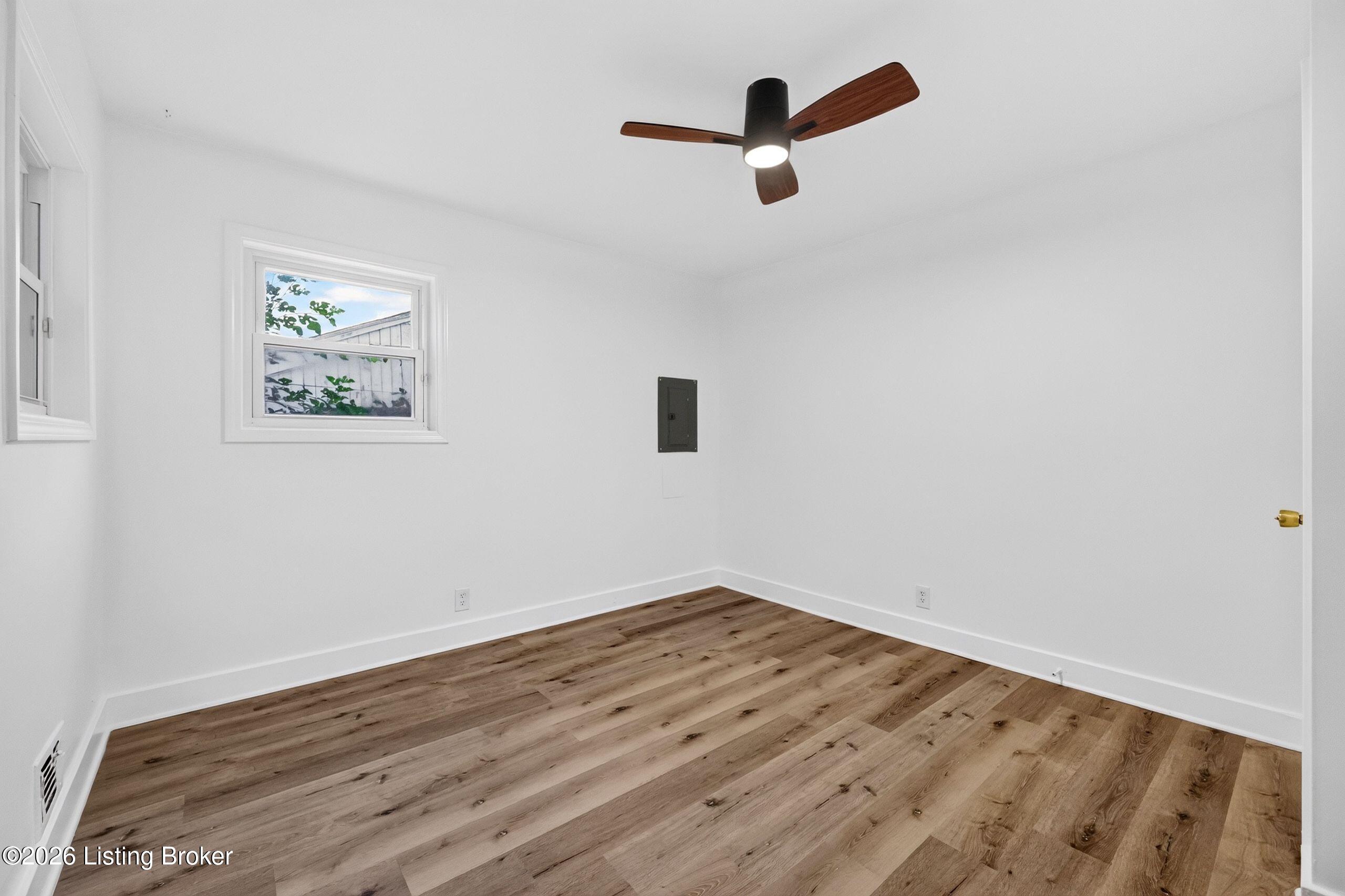 5105 Braidwood Dr Property Photo 18