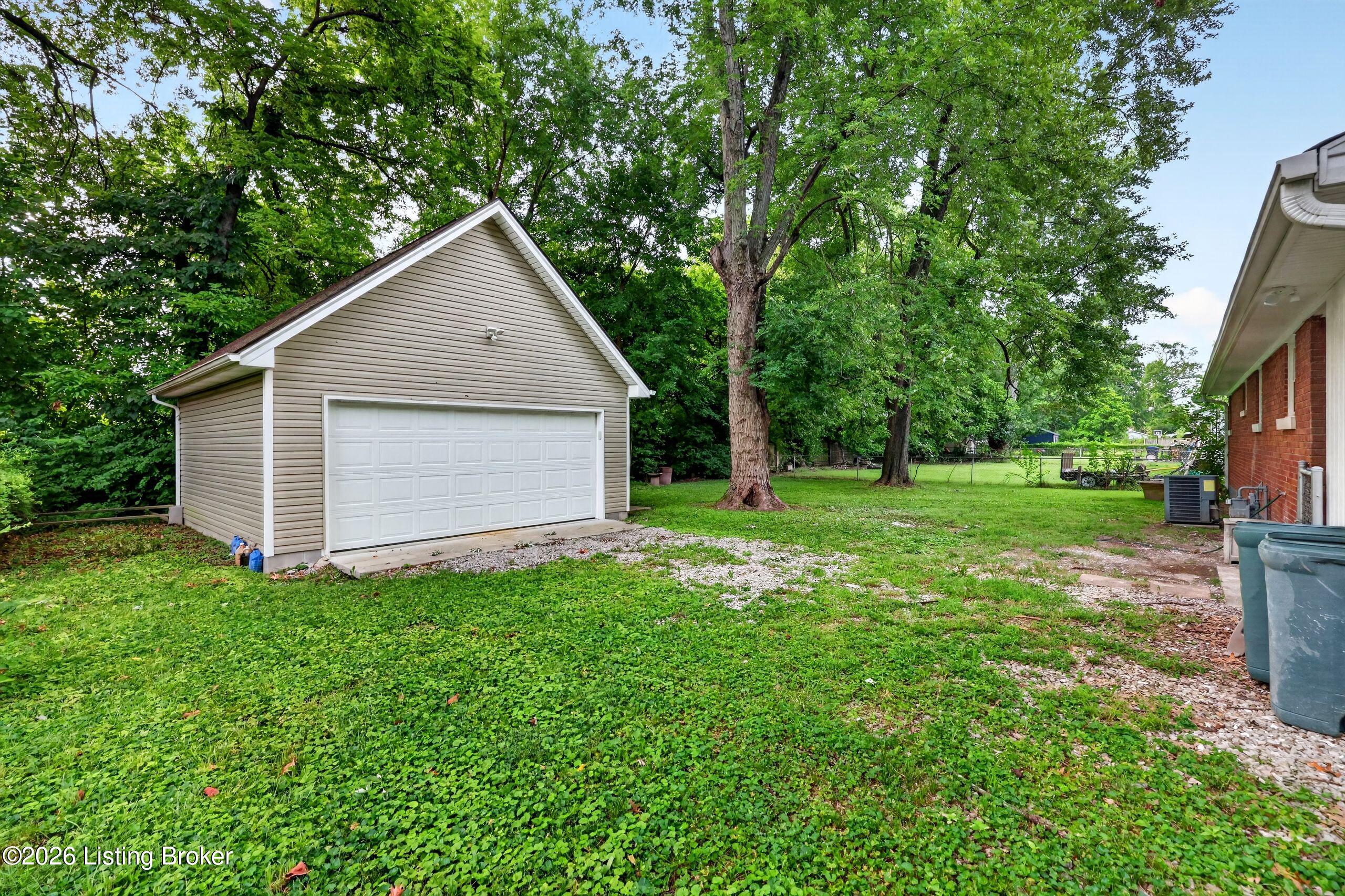 5105 Braidwood Dr Property Photo 22