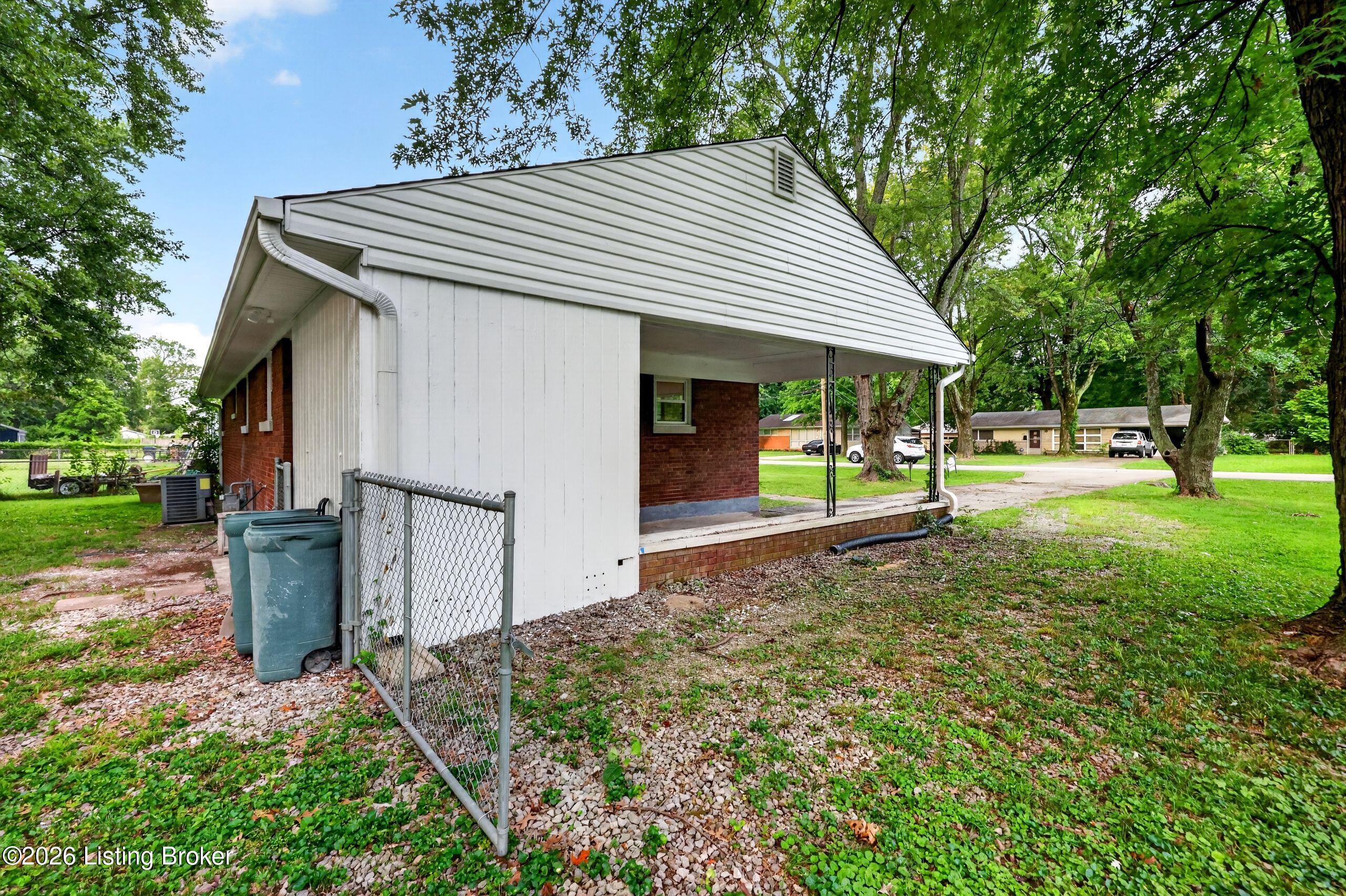 5105 Braidwood Dr Property Photo 33