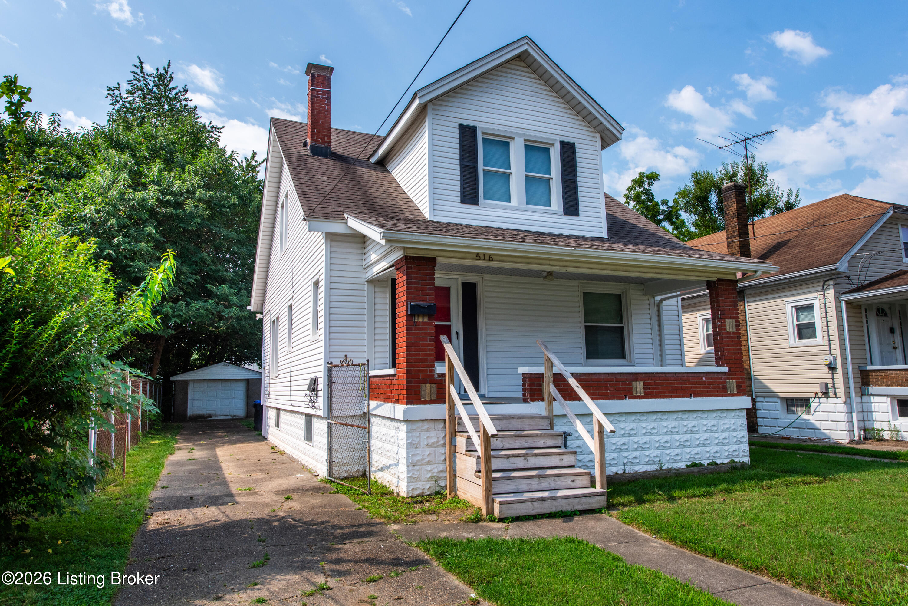 516 Colorado Ave Property Photo 2